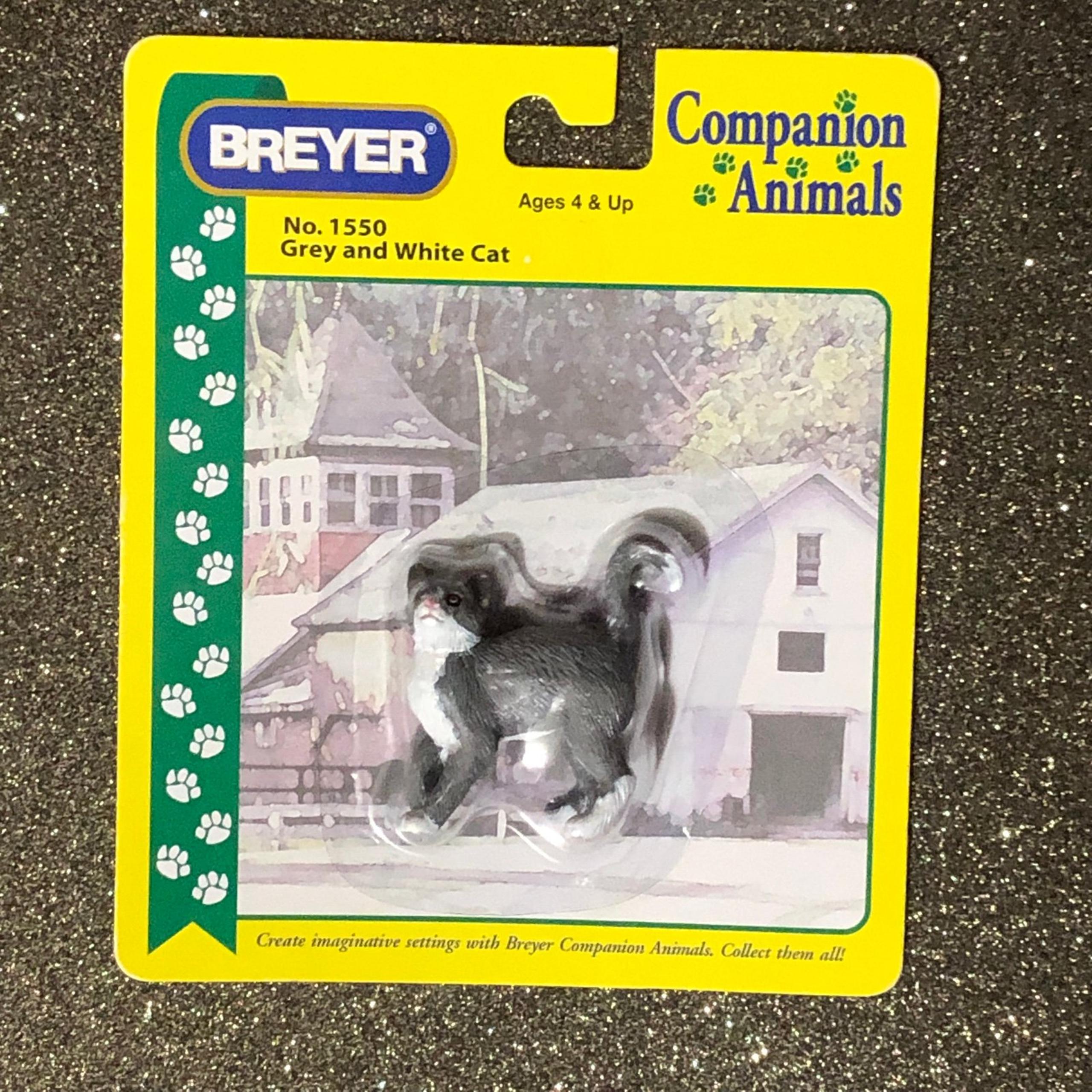 NIP Breyer Traditional Companion Animals Grey & White Calico Cat Mold #1550