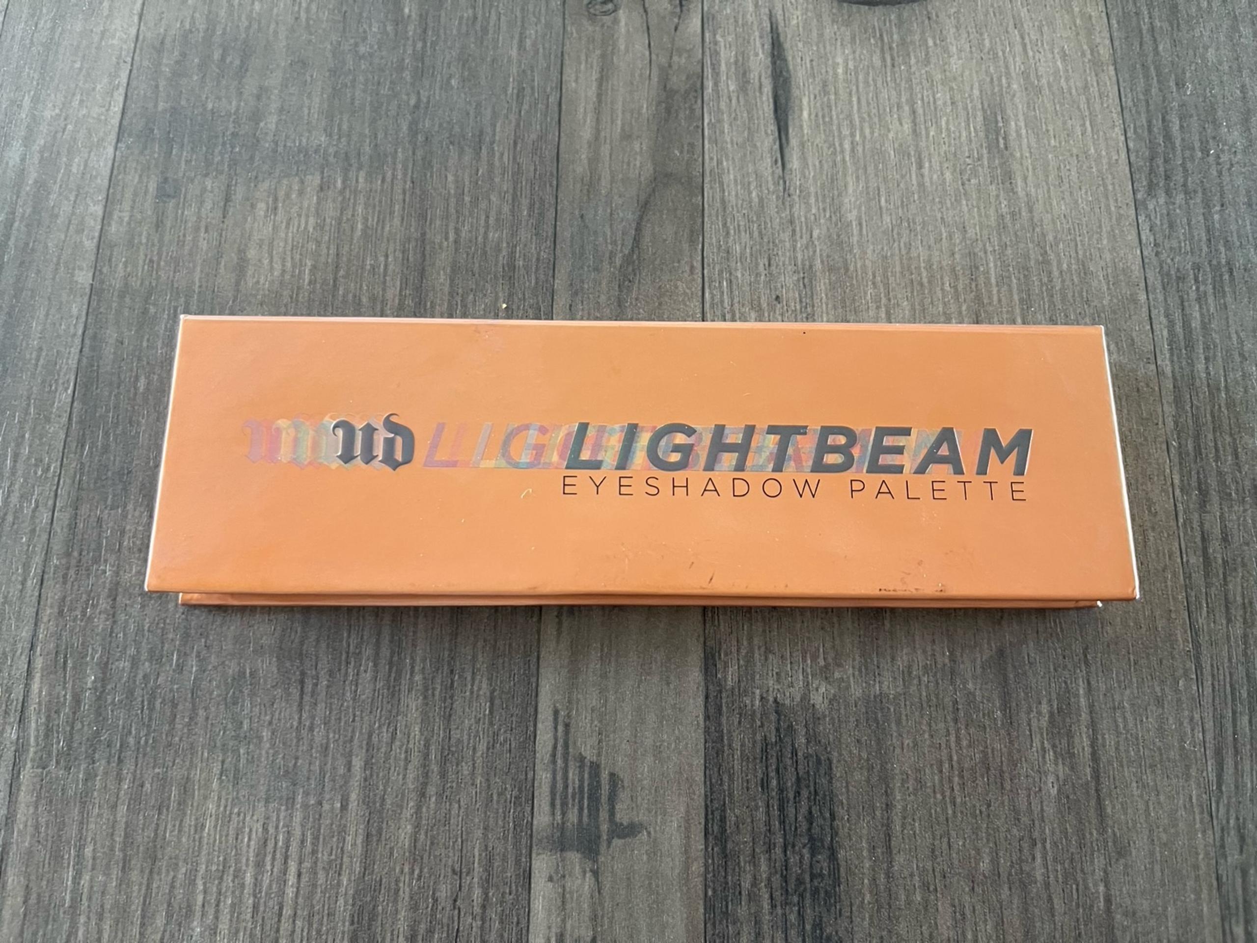 Urban Decay eyeshadow palette