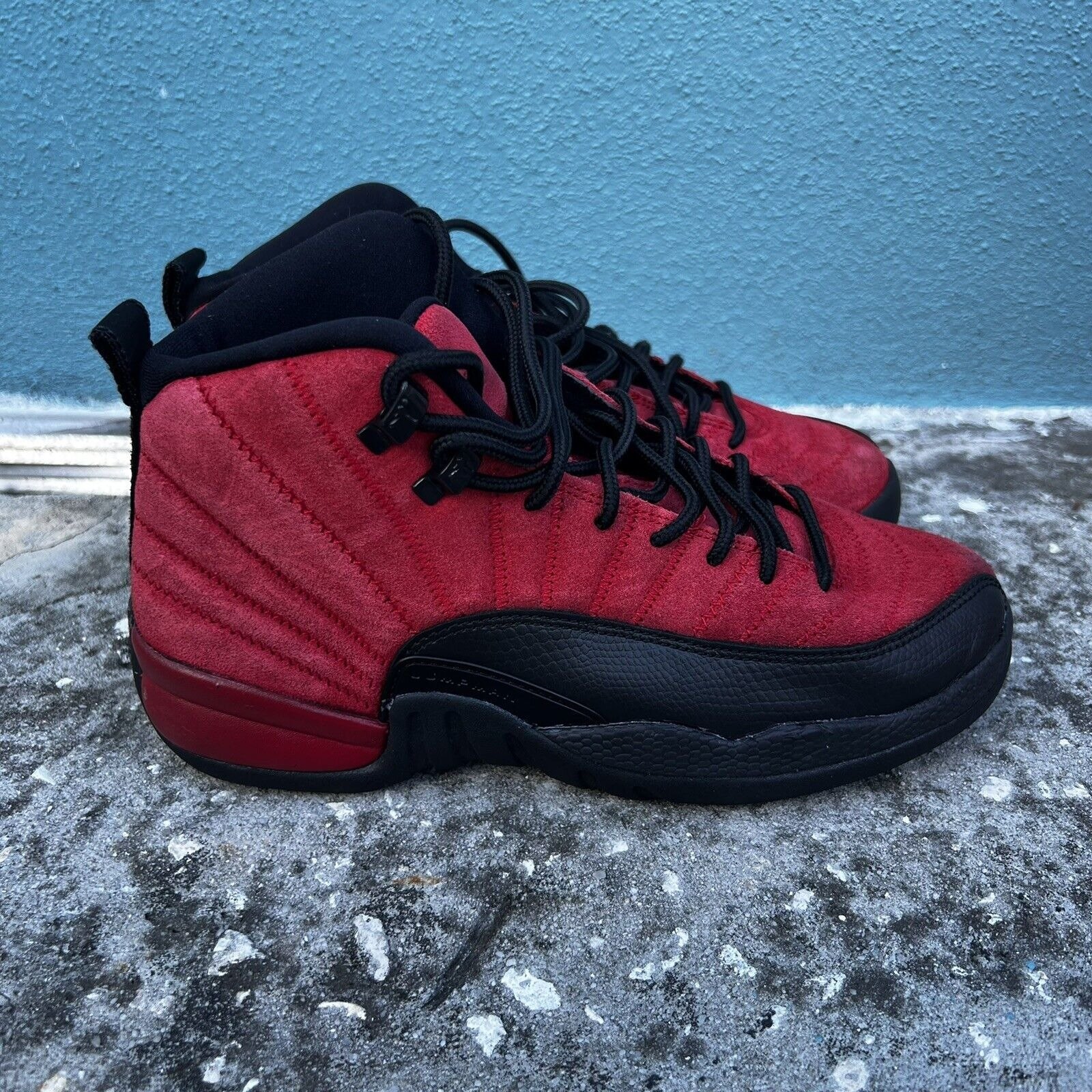 Air Jordan Retro 12 REVERSE FLU GAME RED GS 153265-602 size 6y