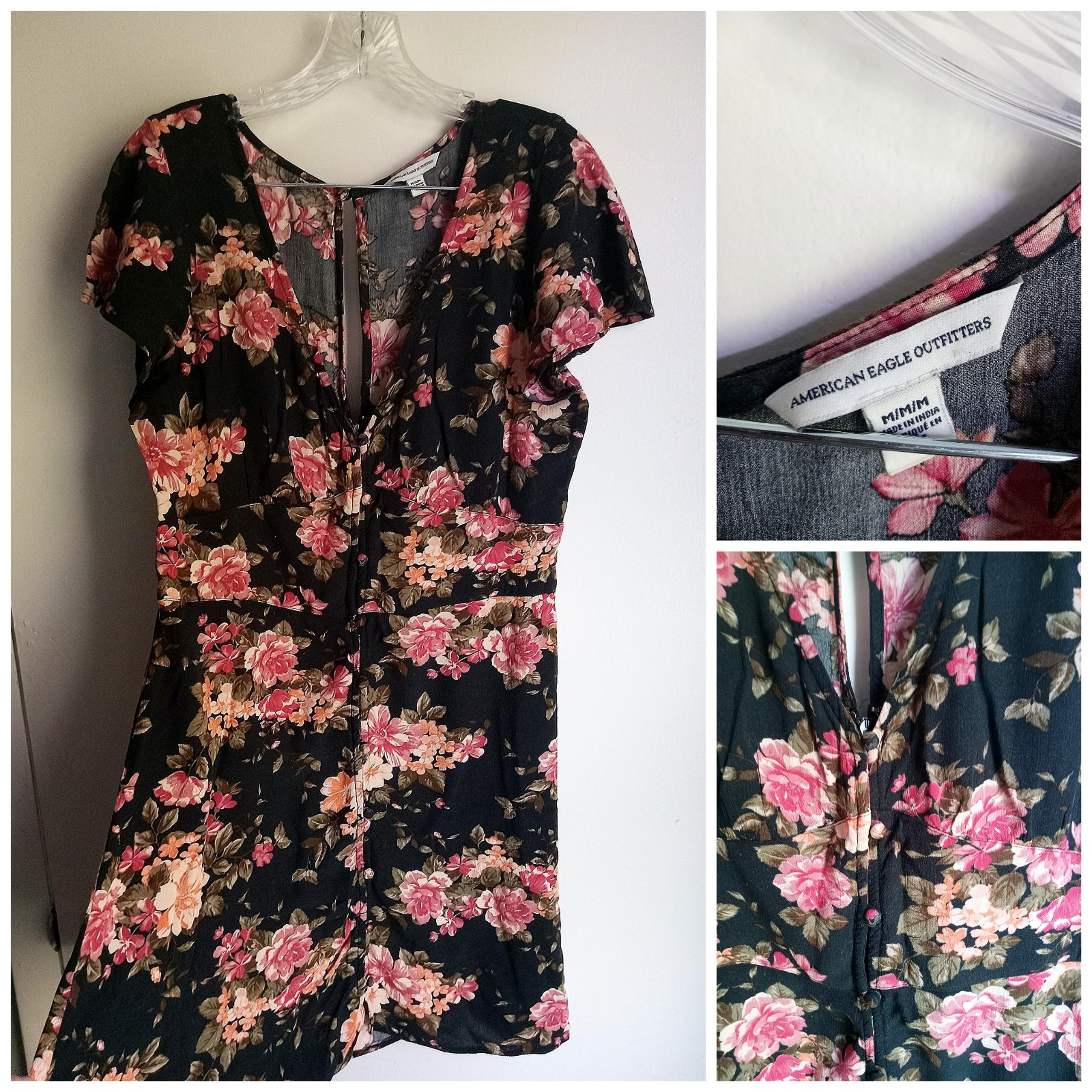2/20$-- American eagle rose dress
