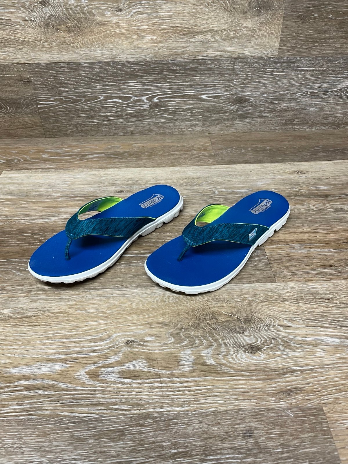 Skechers on the go flow flip flops ladies discount