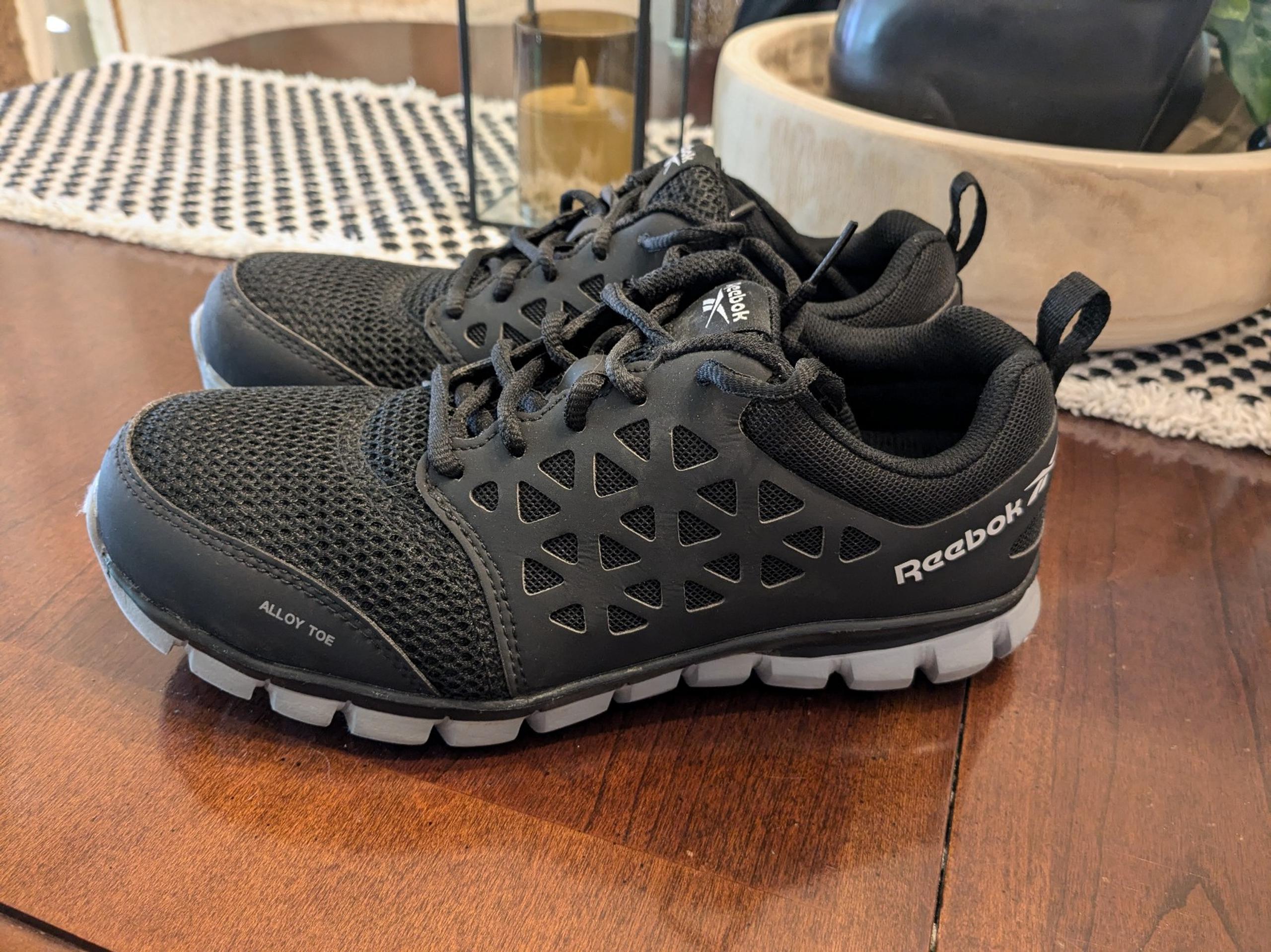 Reebok Women's Sublite Alloy Toe Athletic Work Shoes   **non slip/oil resistant