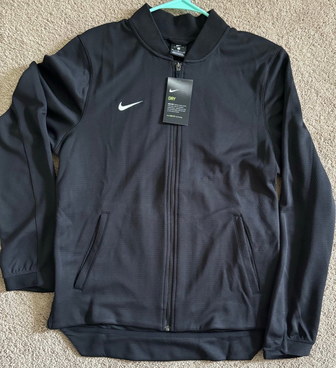 New Black Nike Basketball Jacket M New With Tags DriFit