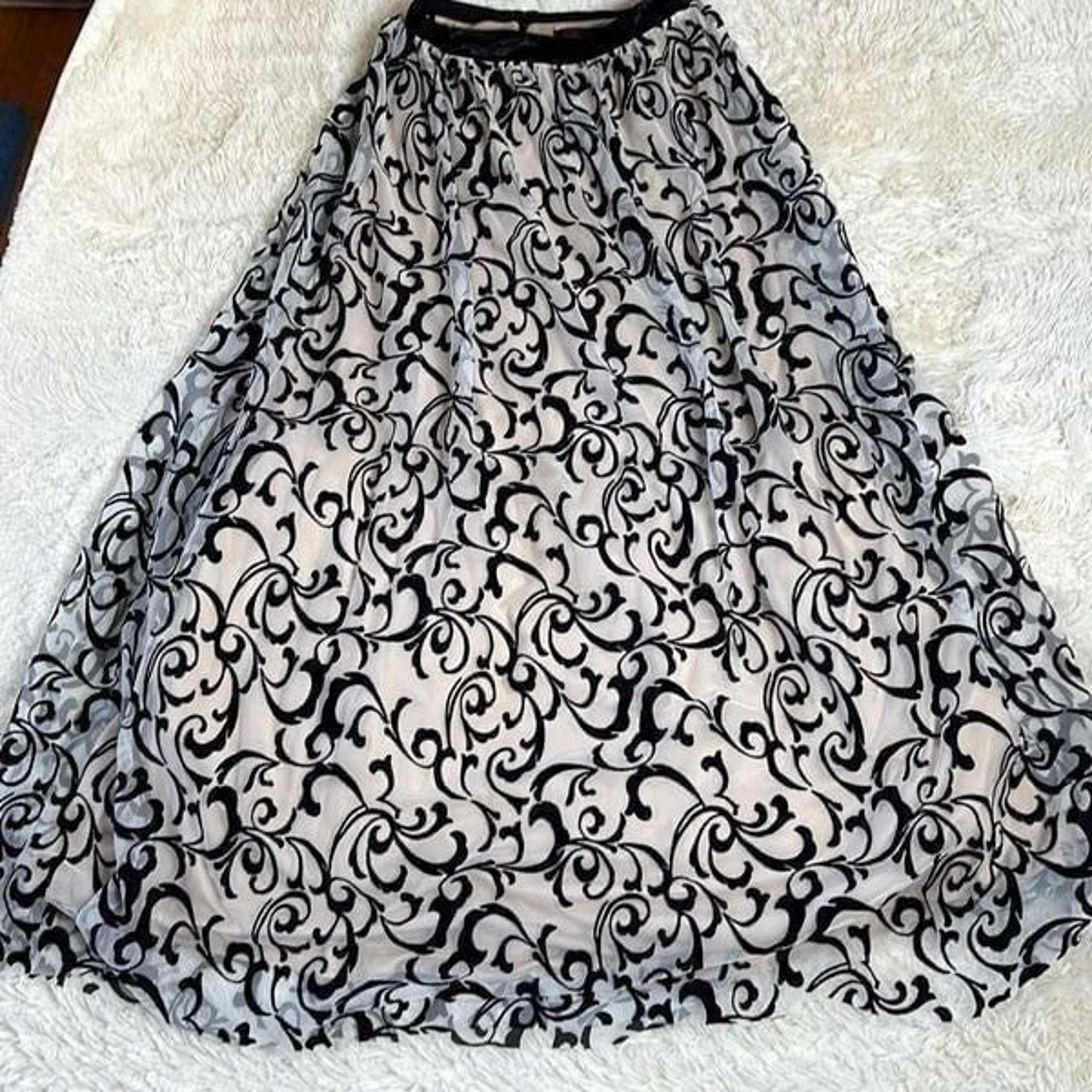 Blondie Nites Womens Flocked Mesh Velvet Midi Skirt Black Nude Size 9 NWT