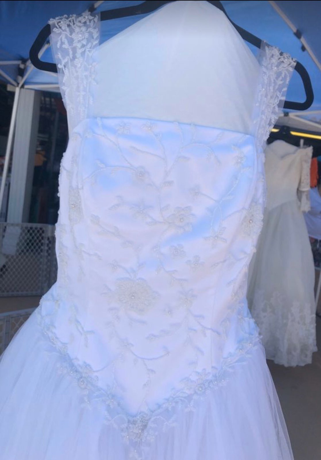 Wedding dress