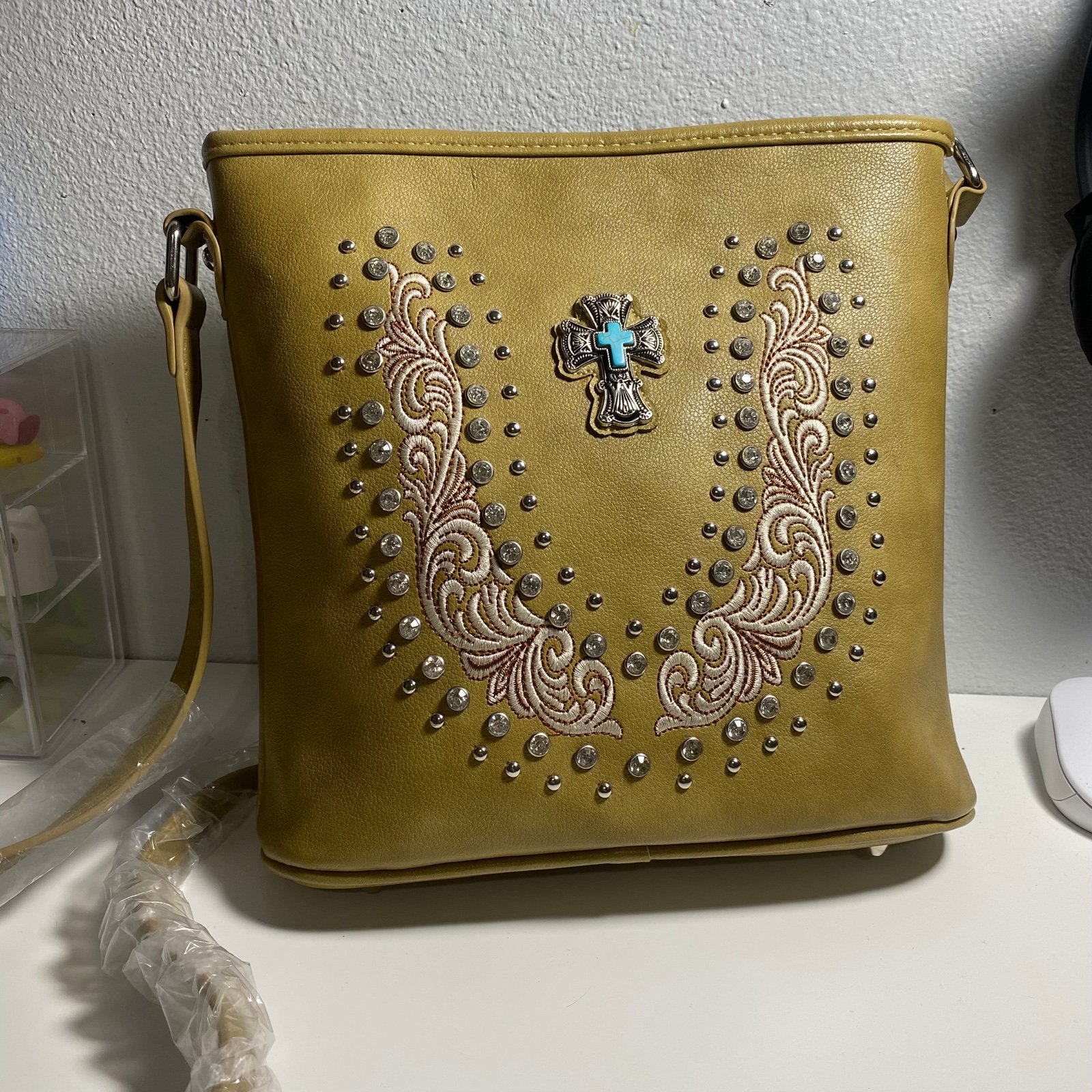 Montana West American Bling Crossbody