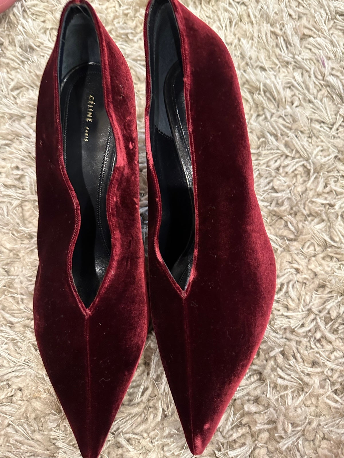 Celine burgundy pumps is in velvet. 100% authentic.
