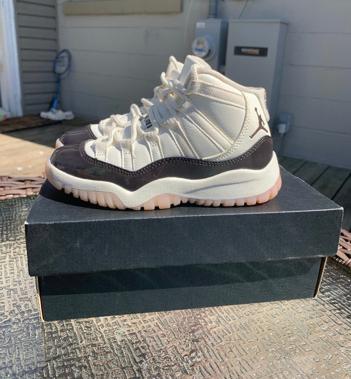 Air jordan retro 11 Neapolitan size 11c