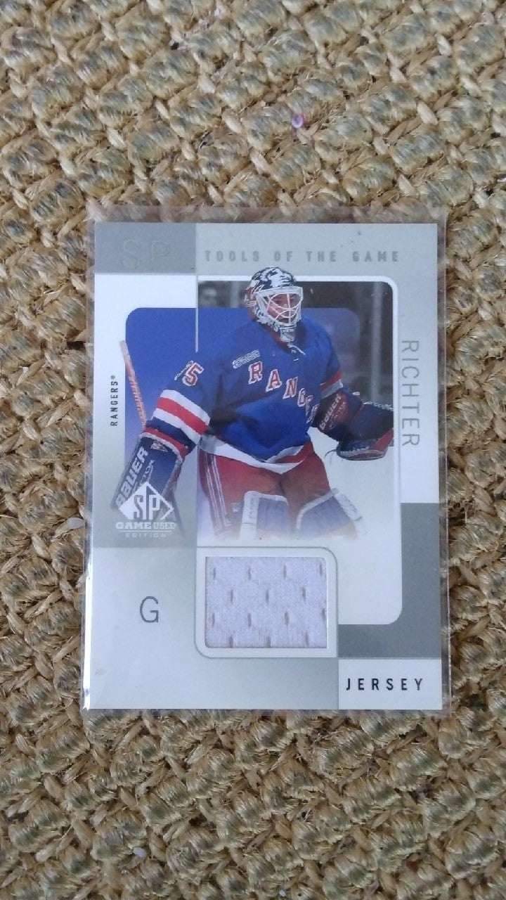 2001 NHL Upper Deck SP Mike Richter Tools Of The Game GAME WORN RELIC SSP