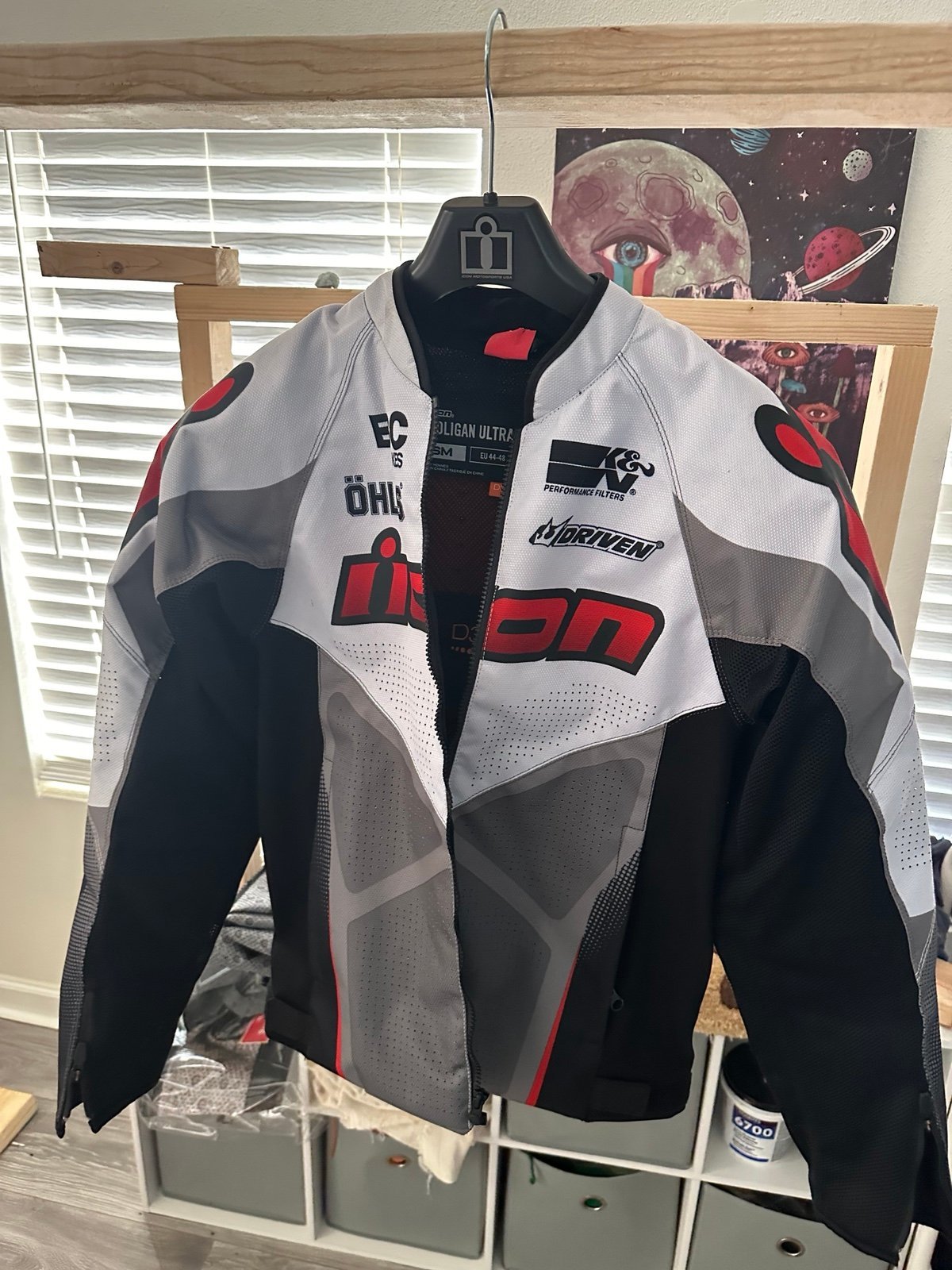 Icon Hooligan Ultrabolt D30 Jacket