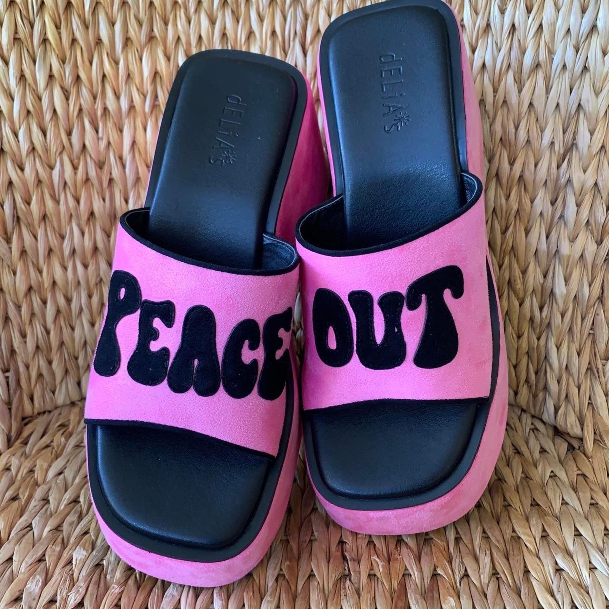 New Delia’s Pink Platform Slides