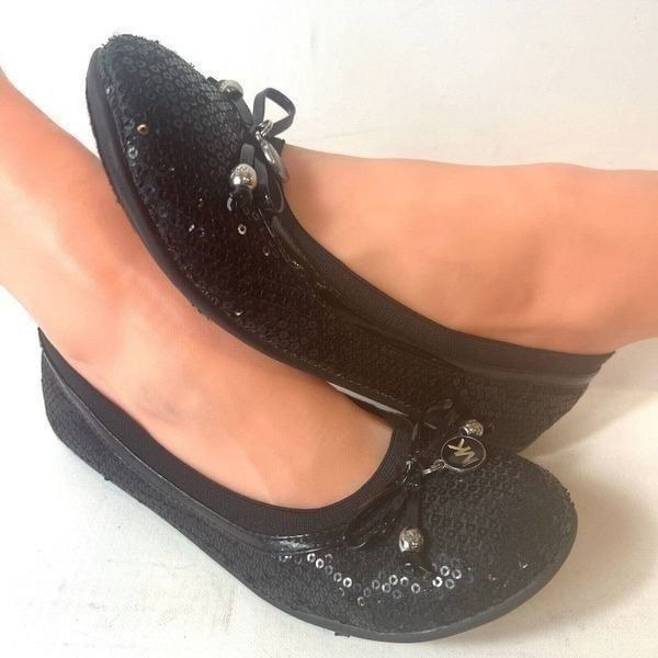 MICHAEL Michael Kors Women's Beaded Flats Youth Size 4 Comfort Shoe Black Loafer