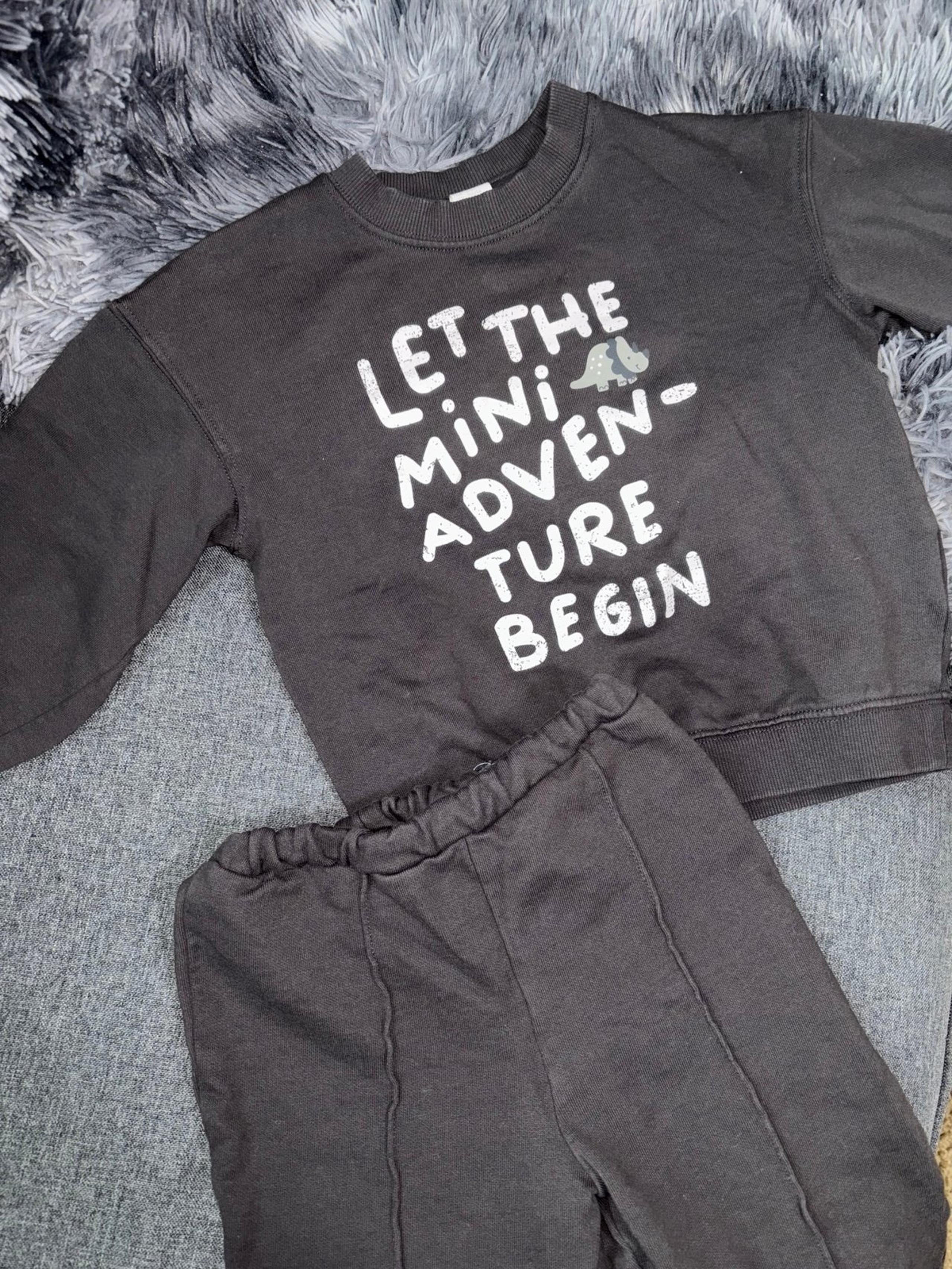 H&M DINOSAUR TODDLER SET