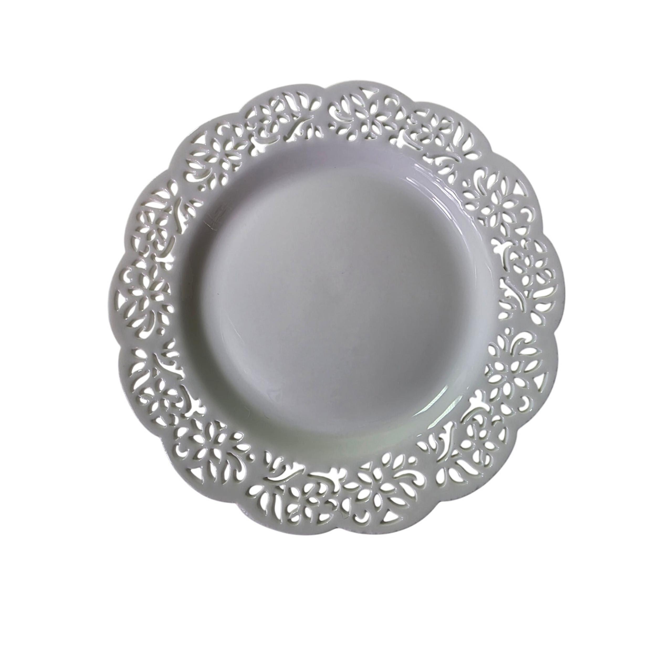 PIER 1 All White Porcelain DOILY Pierced Rim Scalloped 7.5" Dessert Plates