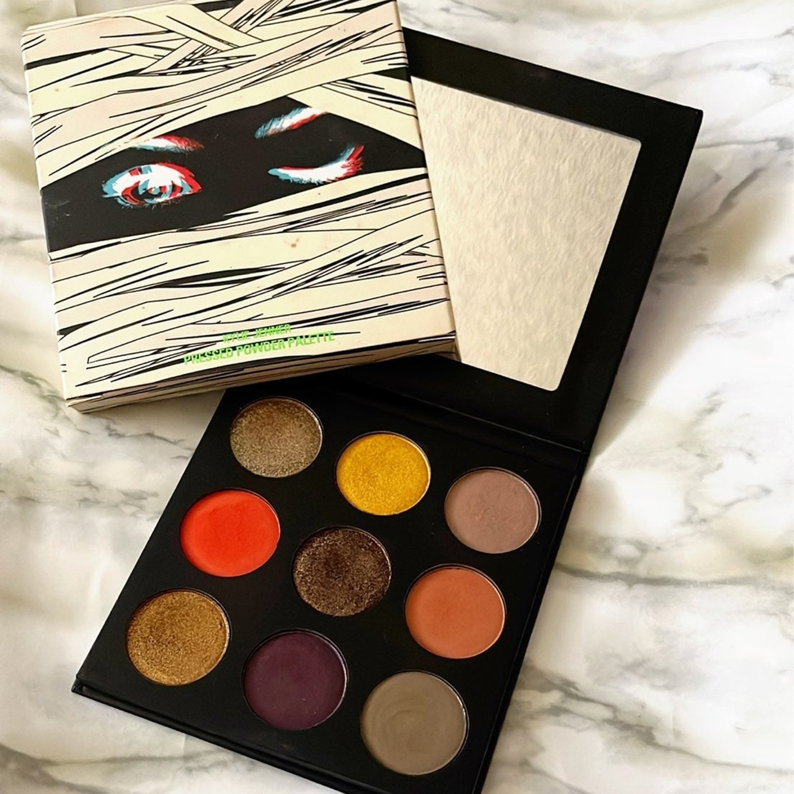 Kylie Jenner cosmetices halloween 2018 limited edition eyeshadow palette