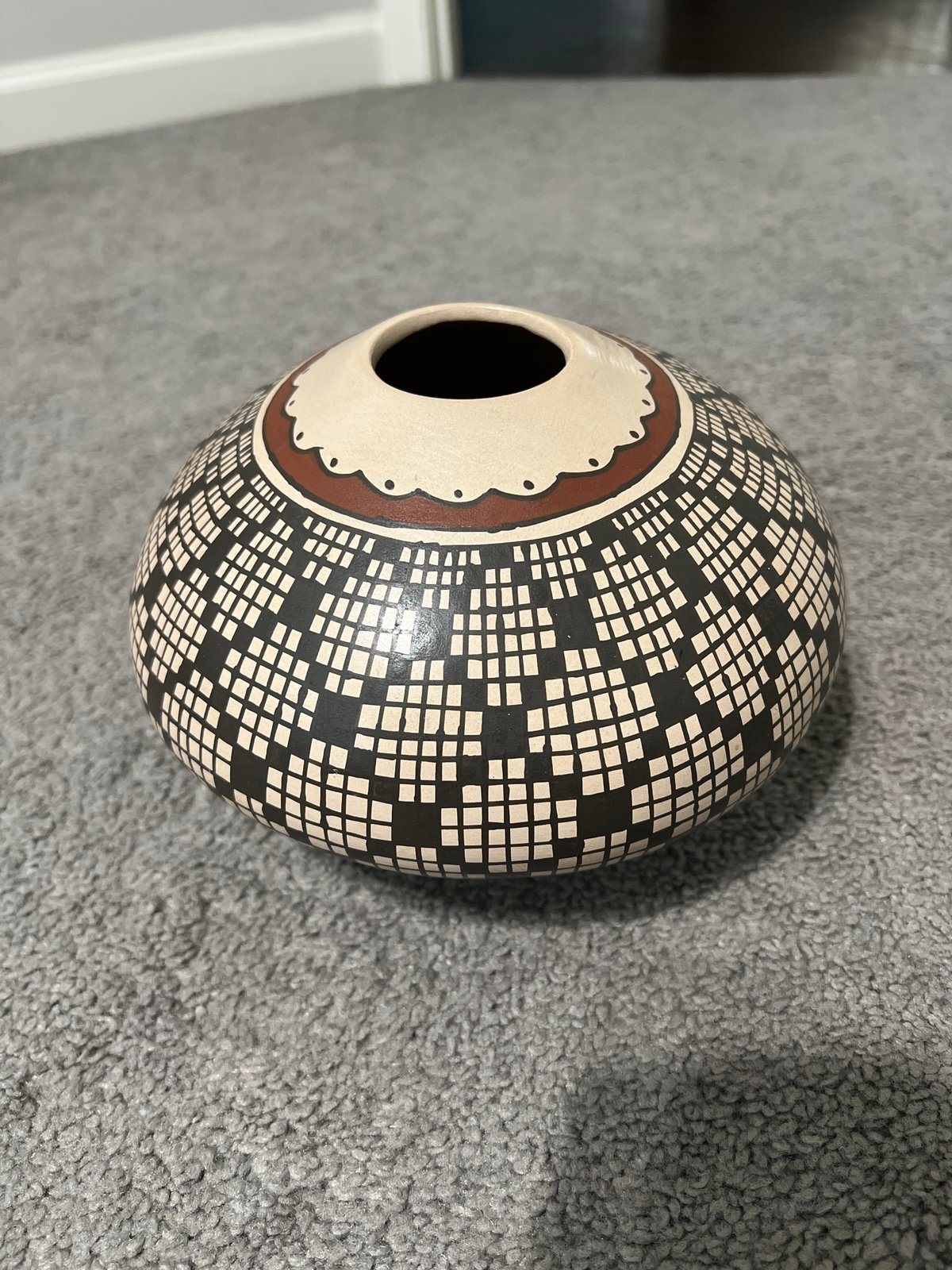Mata Ortiz Pottery Seed Pot