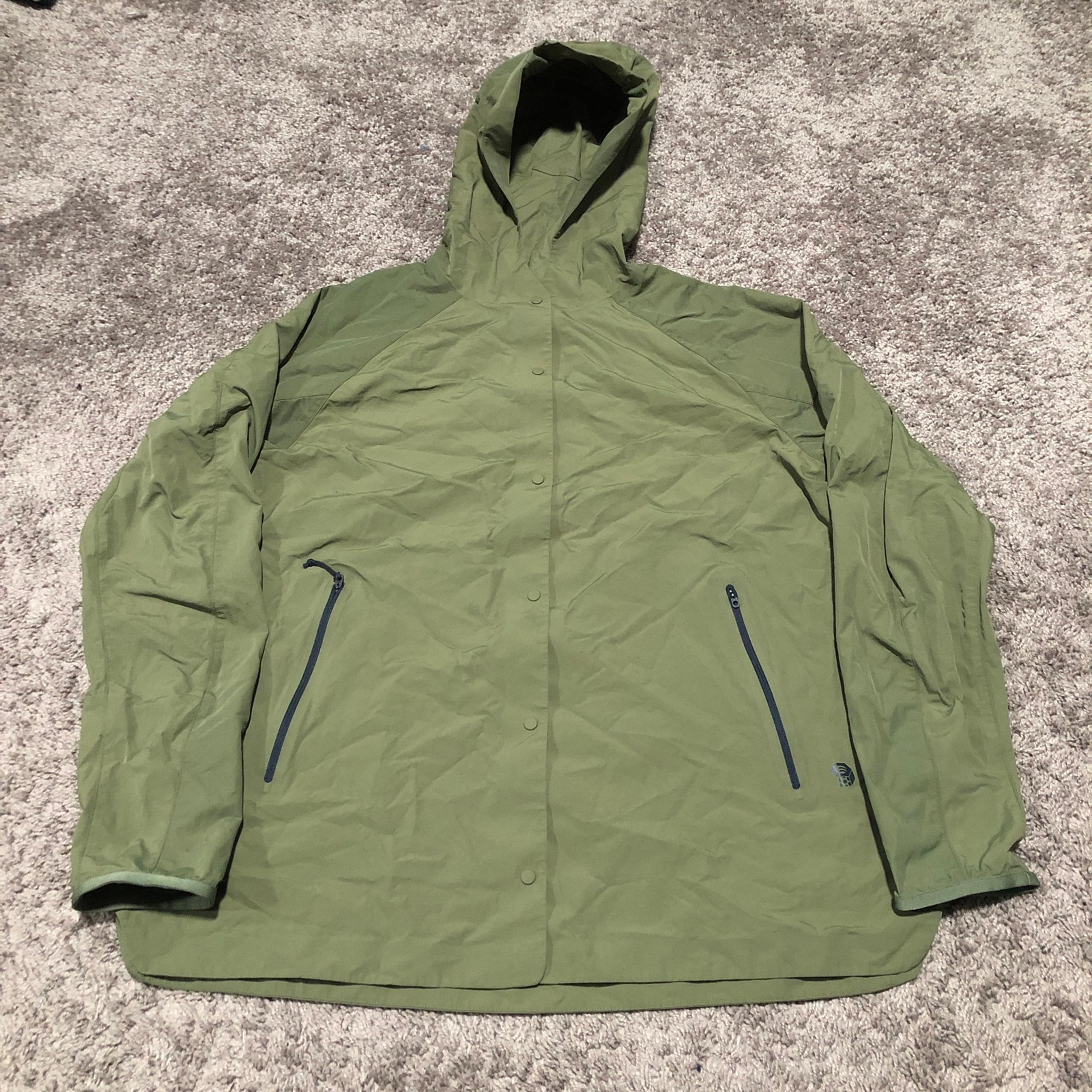 Mountain Hardwear Women’s Railay Hoodie Size L Light Army Green Rain Jacket