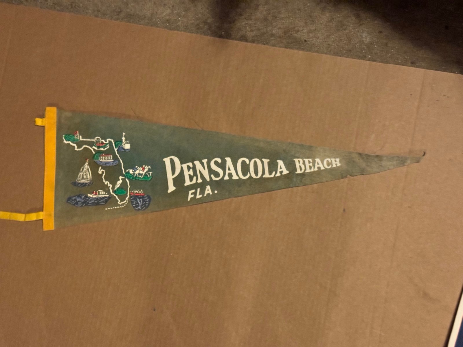 2 vintage felt pennants marineland fl and Pensacola