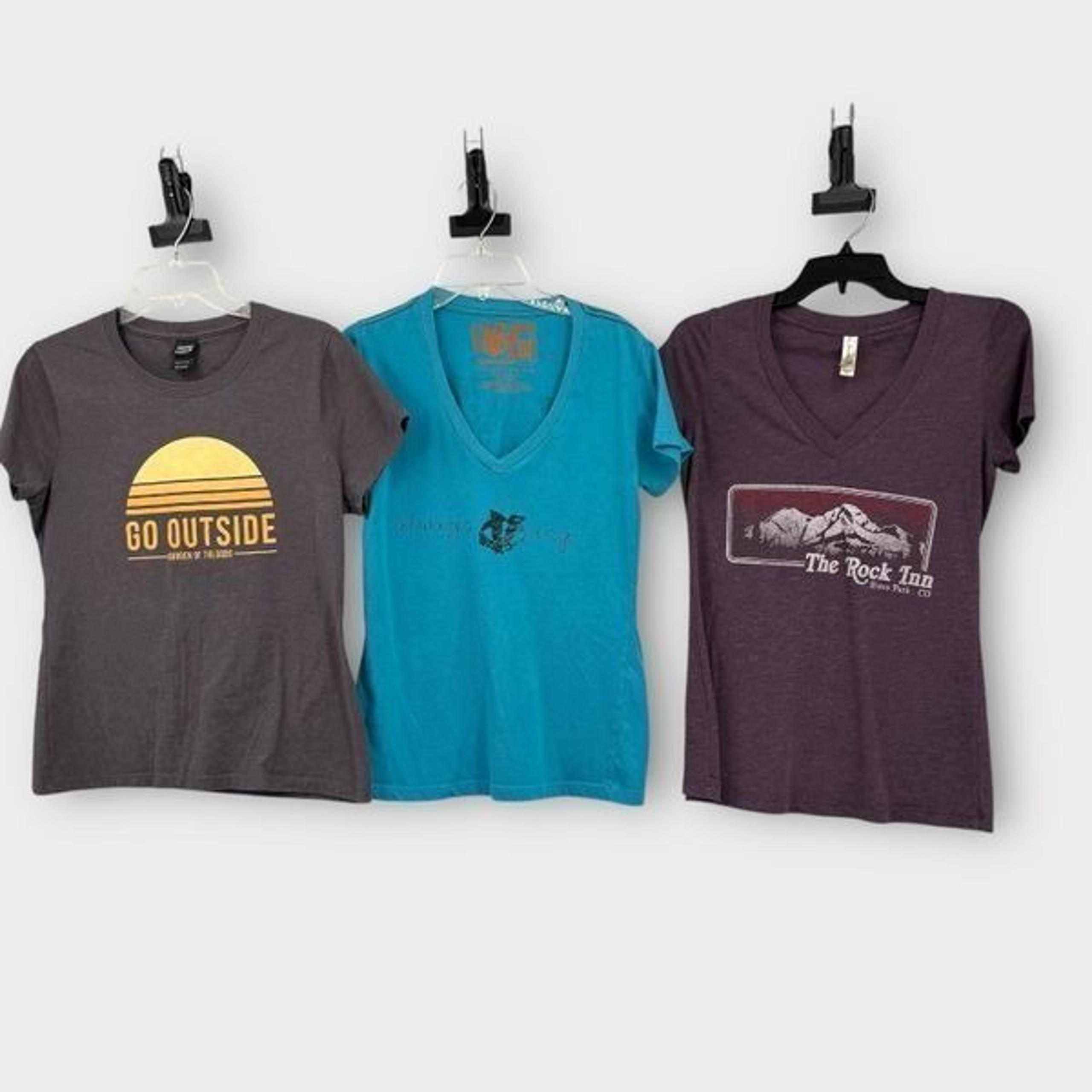 T-Shirt Bundle of 3 Graphic Slogan Outdoor Adventure Mountain Themed Shirts SZ M