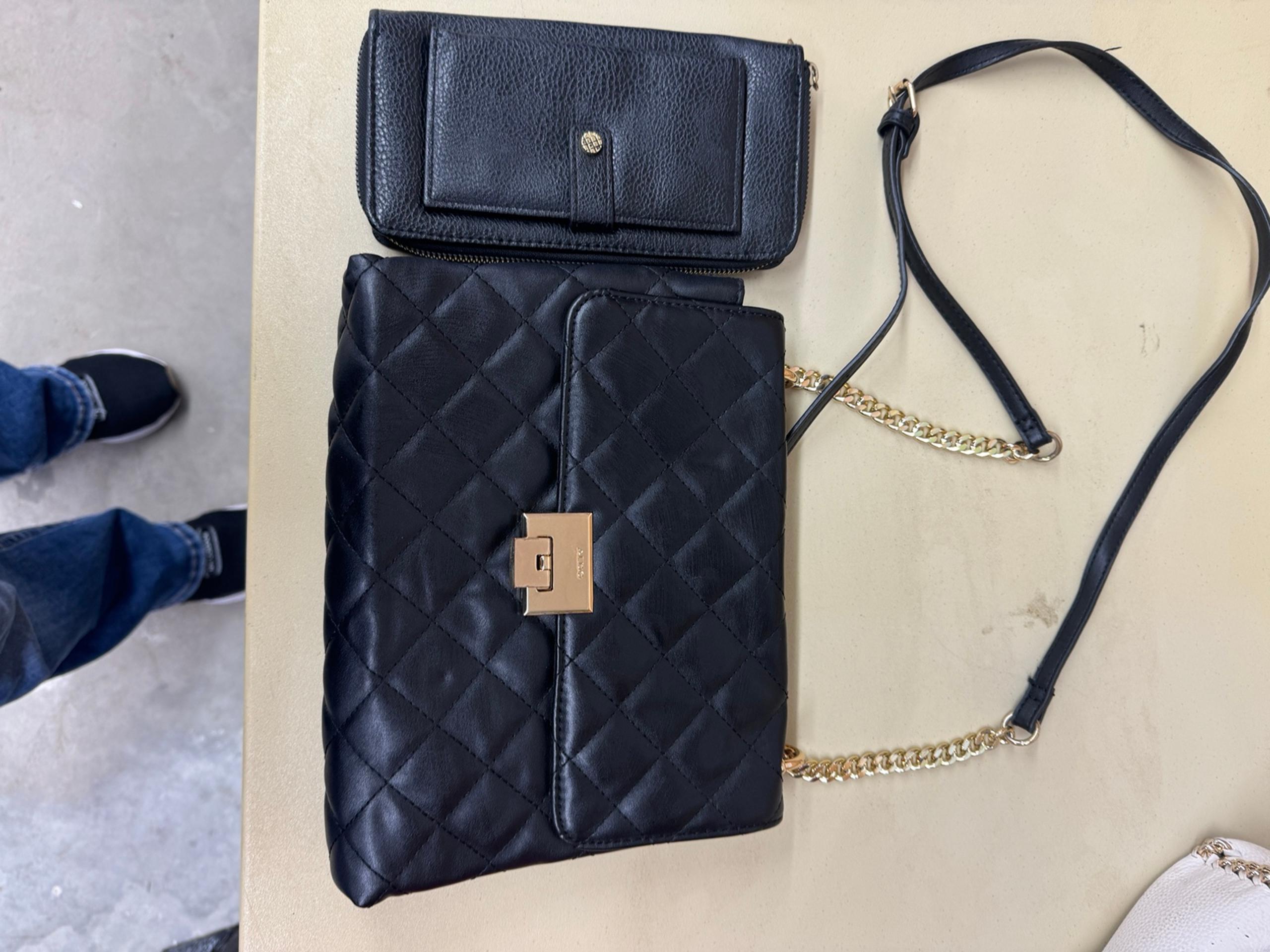 Aldo Black Pocketbook and can be used as a crossover with a no brand wallet.