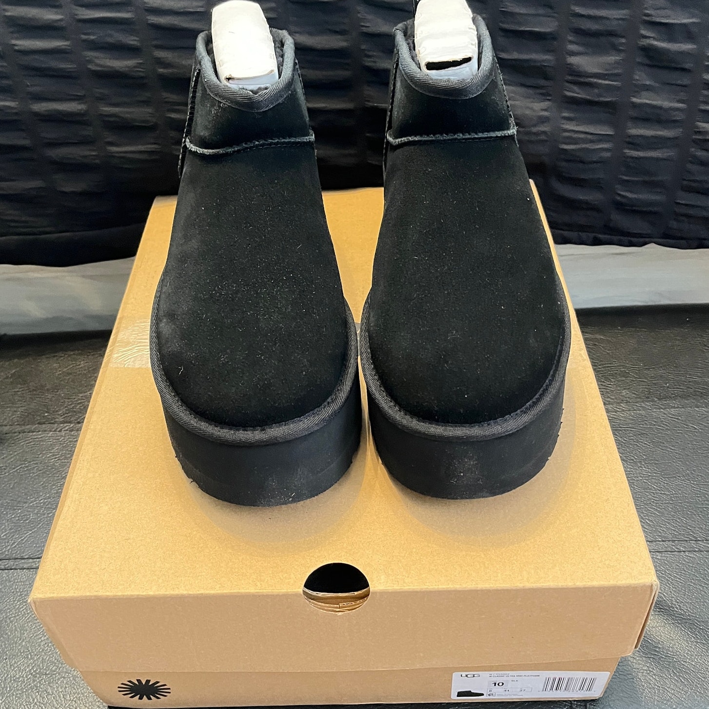 Brand New UGG Classic Ultra Mini Platform Boots - Black, Size 10 Authentic