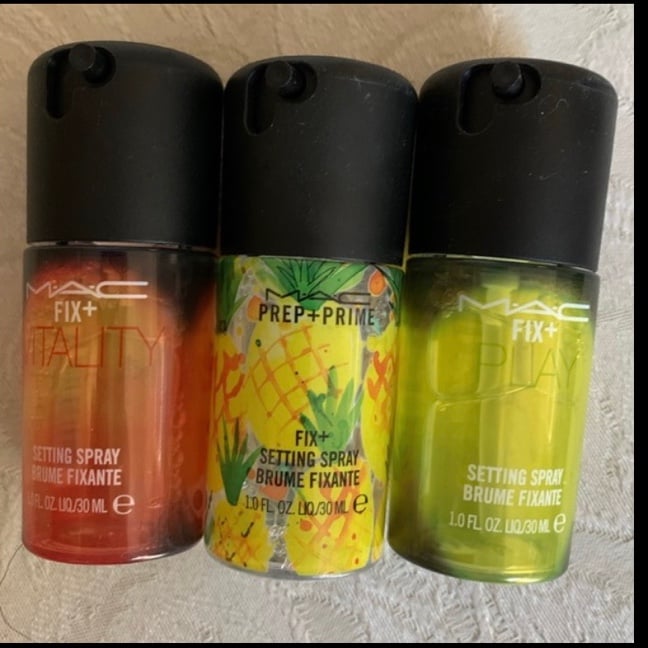 Mac Cosmetics Fix Plus Prep + Prime Setting Spray Bundle Pineapple Vitality Play
