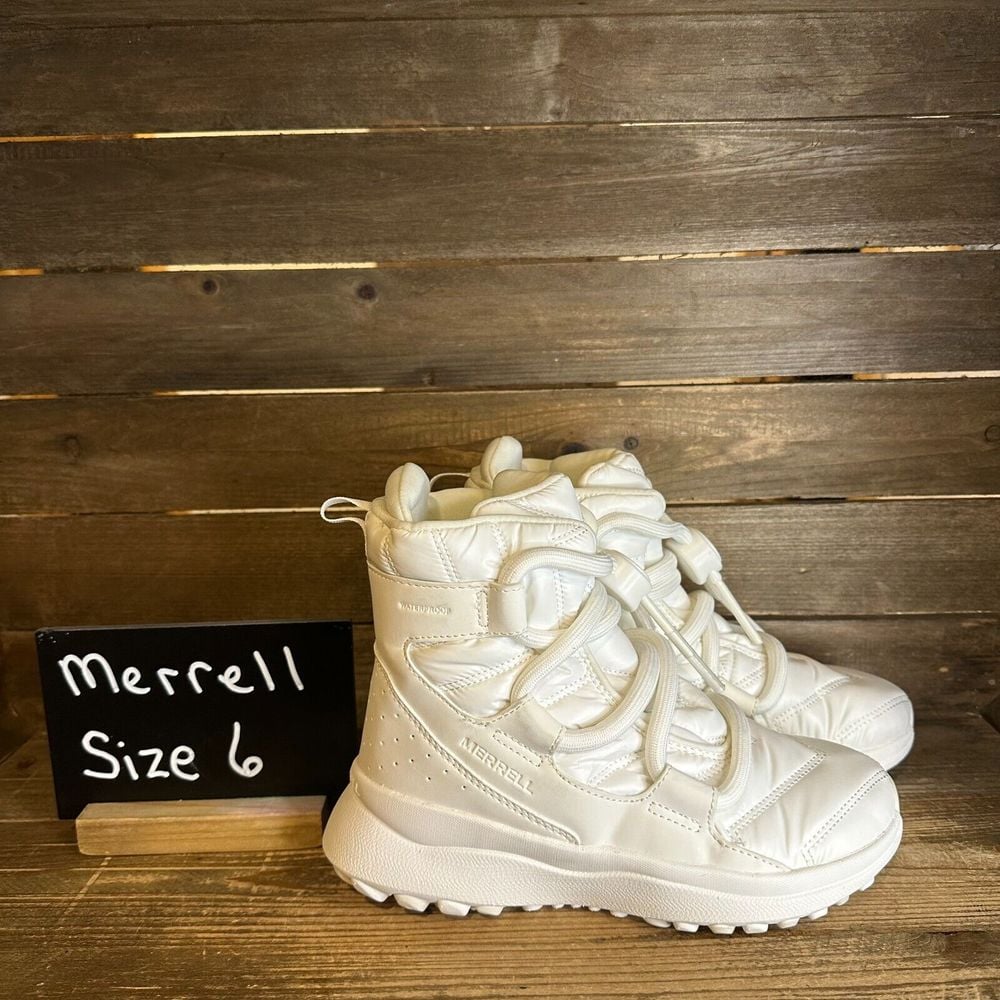 New NWOB Womens Merrell Cloud Puff White Waterproof Winter Snow Boots Size 6 M