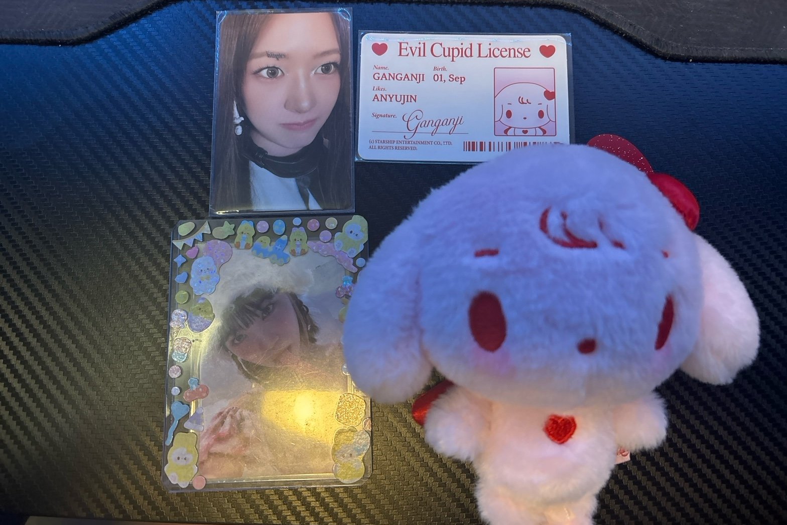 IVE Yujin Secret Evil Cupid Set