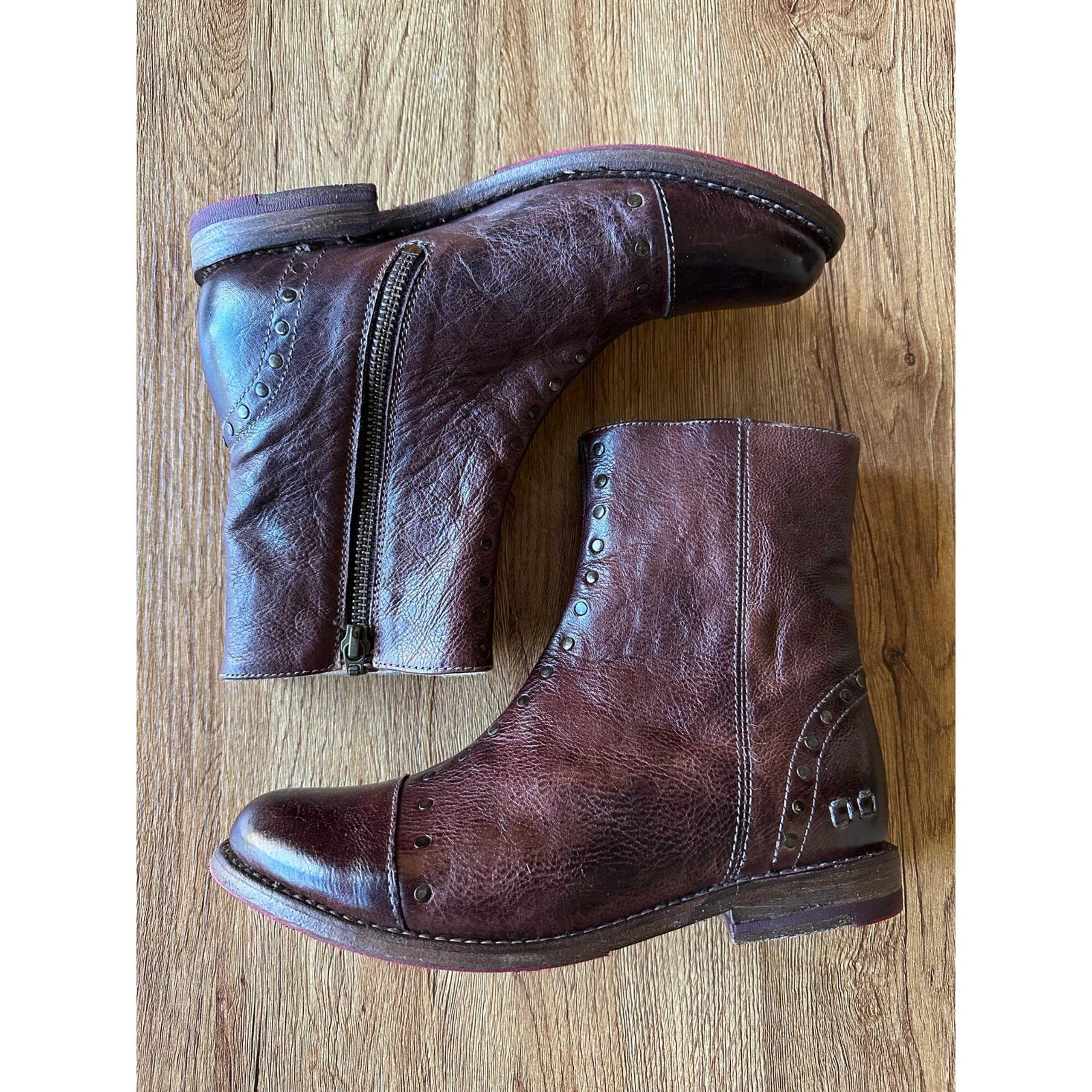 Sundance Bed Stu Brown Leather Boots Size 6.5