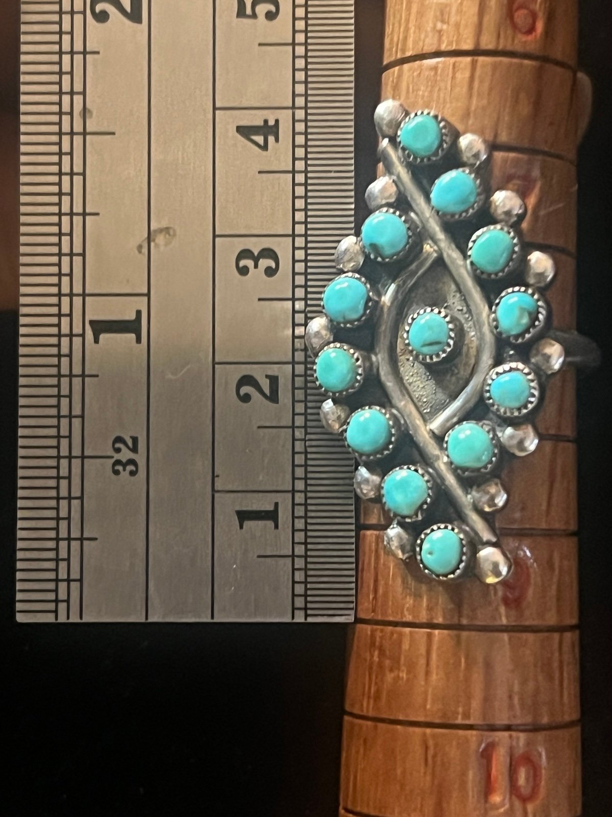 Vintage Zuni Sterling Silver Turquoise ring Sz 7.5