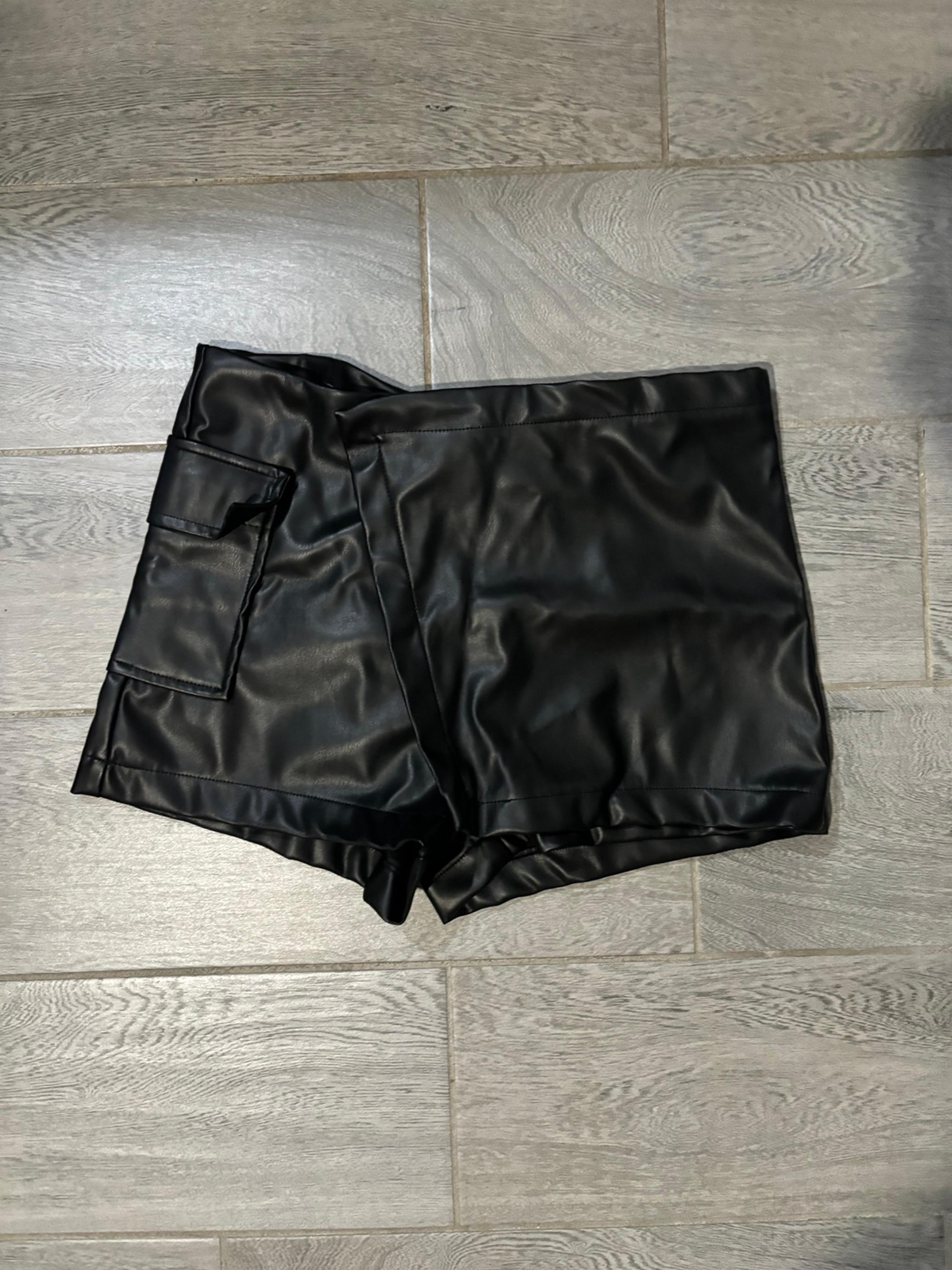 Leather Skort - PrettyLittleThing