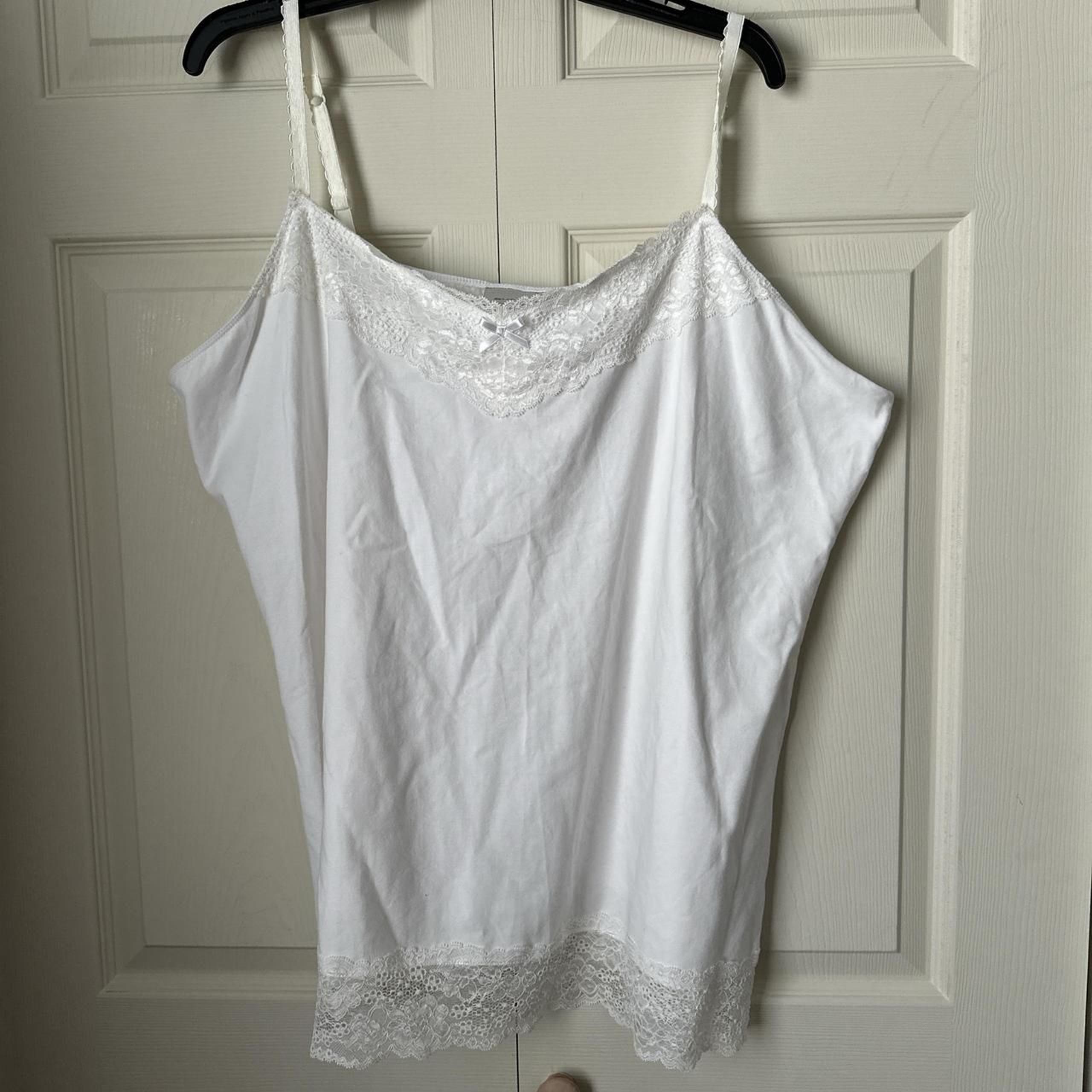 Avenue Women's White Cami