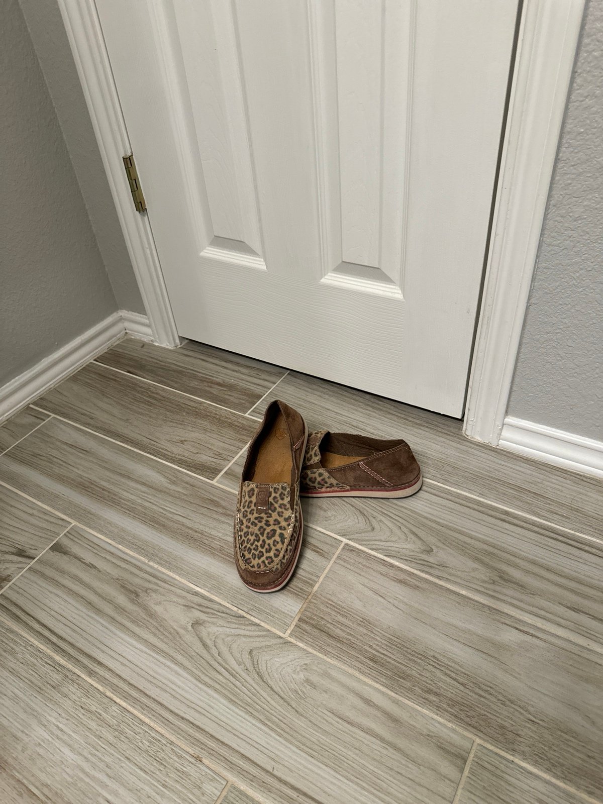 Ariat loafers