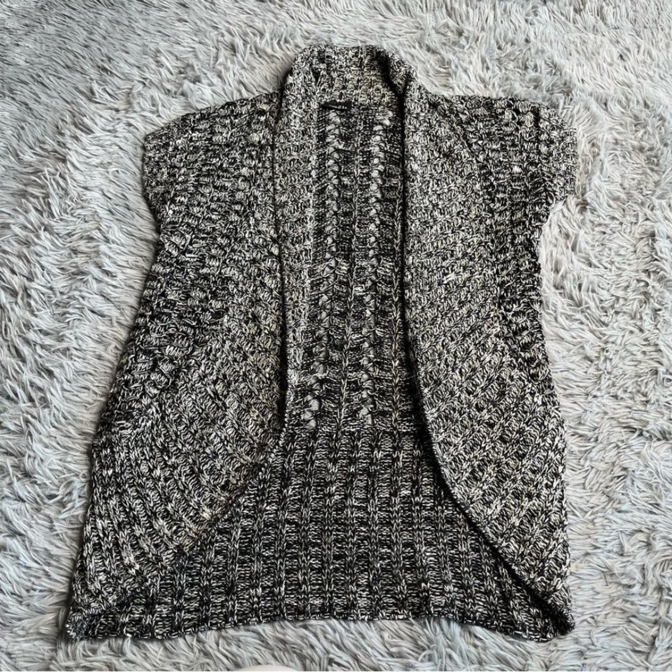 Rue21 Cardigan Sweater Womens Medium Open Knit Black Gray