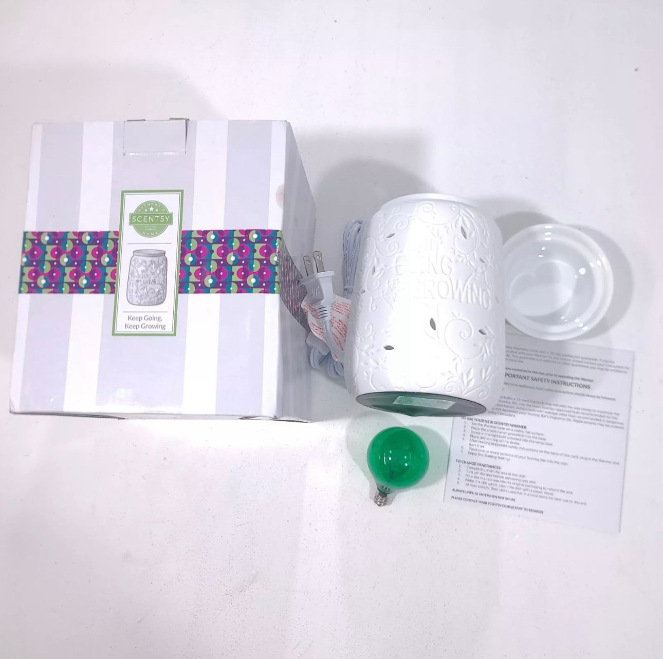 Scentsy KEEP GOING KEEP GROWING Floral white Wax Warmer Retired consultant new