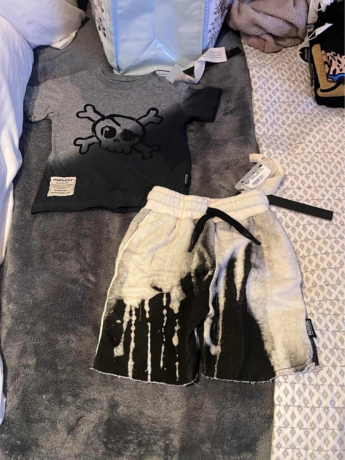 Nununu shorts outfit