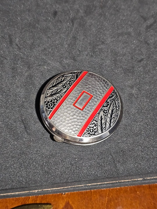 Vintage Round Guilloche Silver-tone Enameled Compact