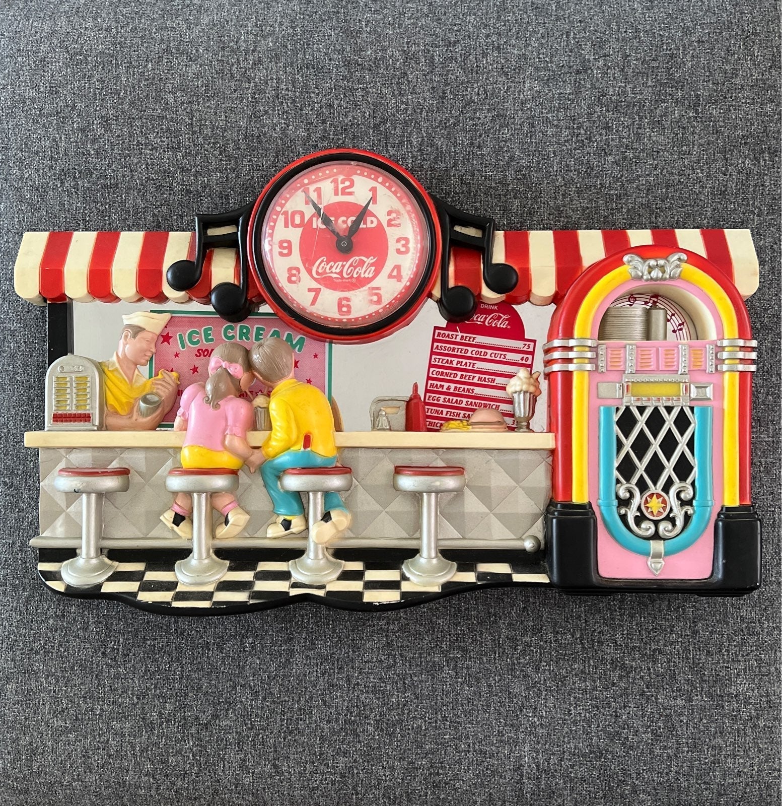 Vintage 1992 Coca Cola Soda Fountian Ice Cream Parlor Wall Clock