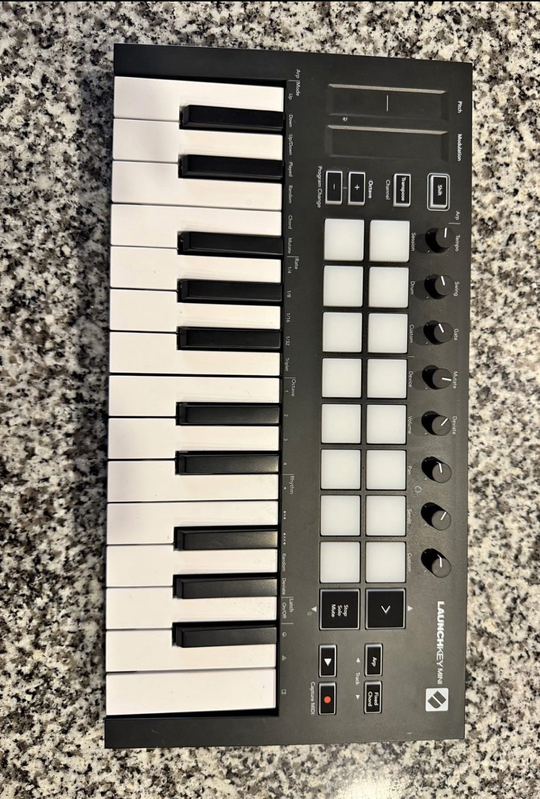 Novation Launchkey mini mk3