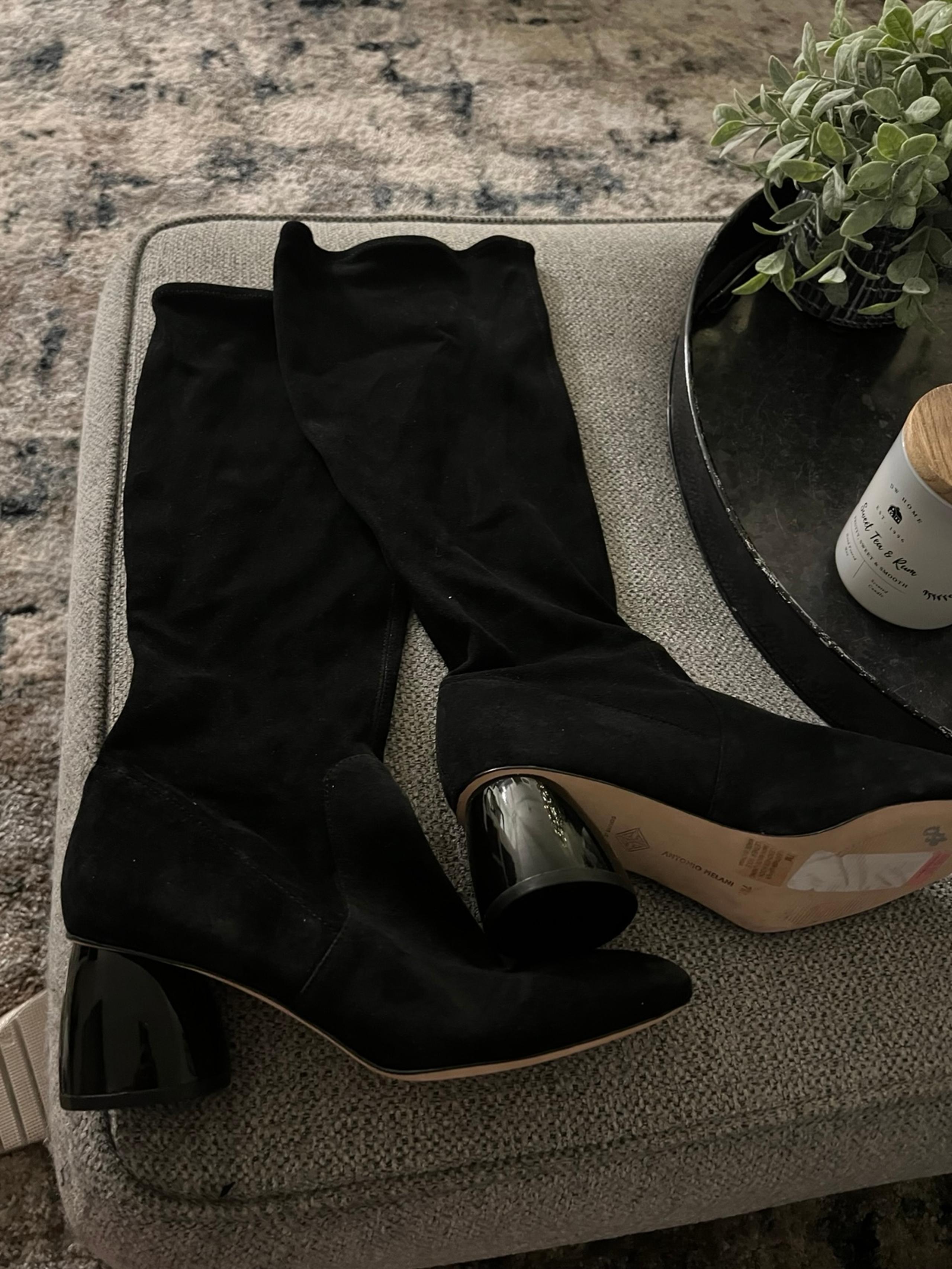 Black Boots