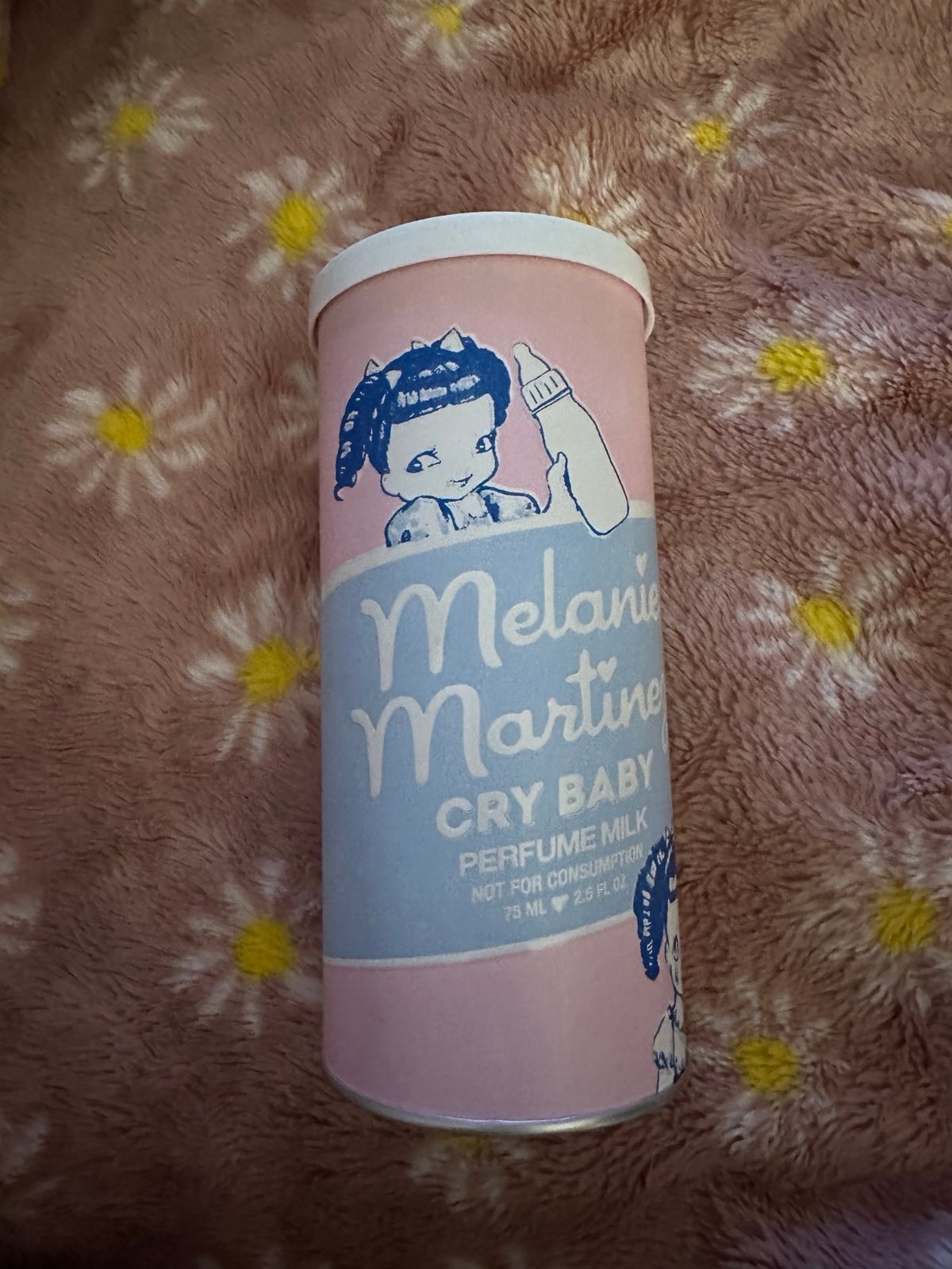 Crazy Melanie Martinez merch bundle not separating
