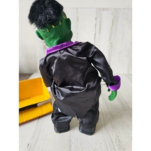 Far East Butler Frankenstein animated Ghostbusters RARE Halloween prop - detail
