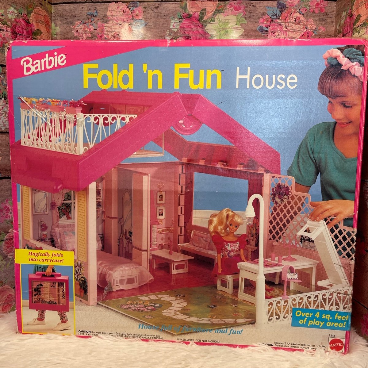 Vintage 1992 Barbie Fold ‘n Fun House
