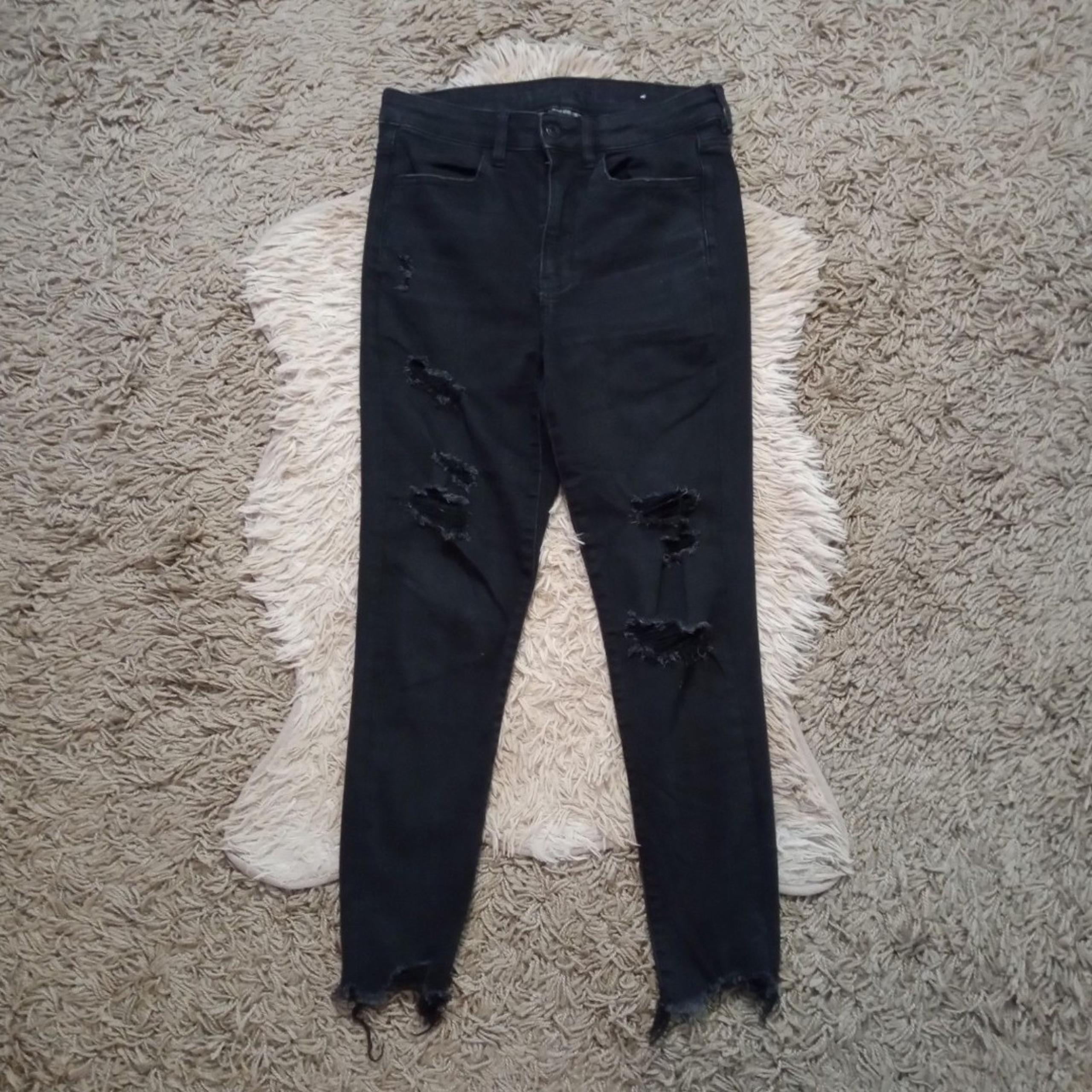 American Eagle Sz 6 Women's Black Distressed Super Hi-Rise Stretch Crop Jeggings