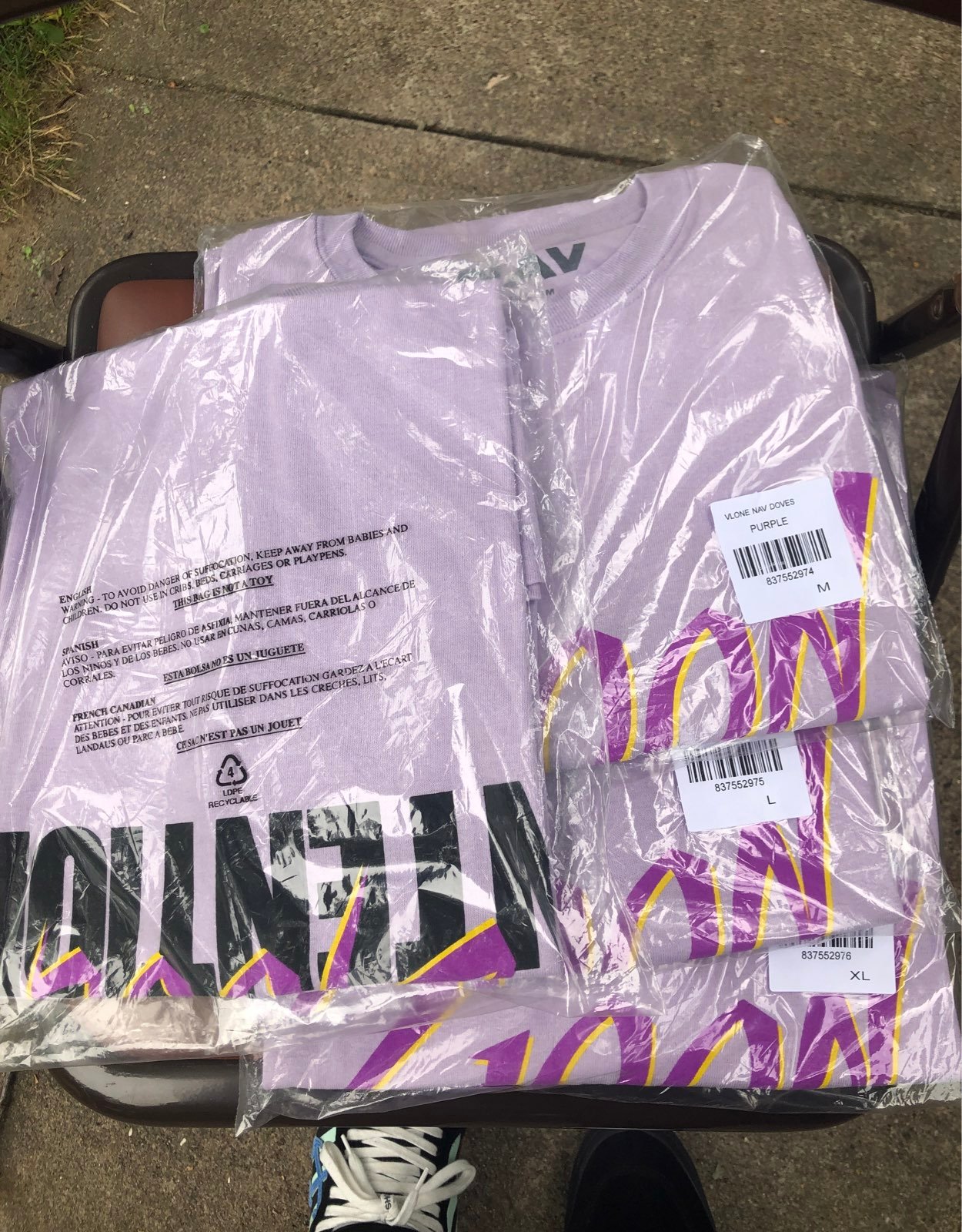 Vlone nav doves