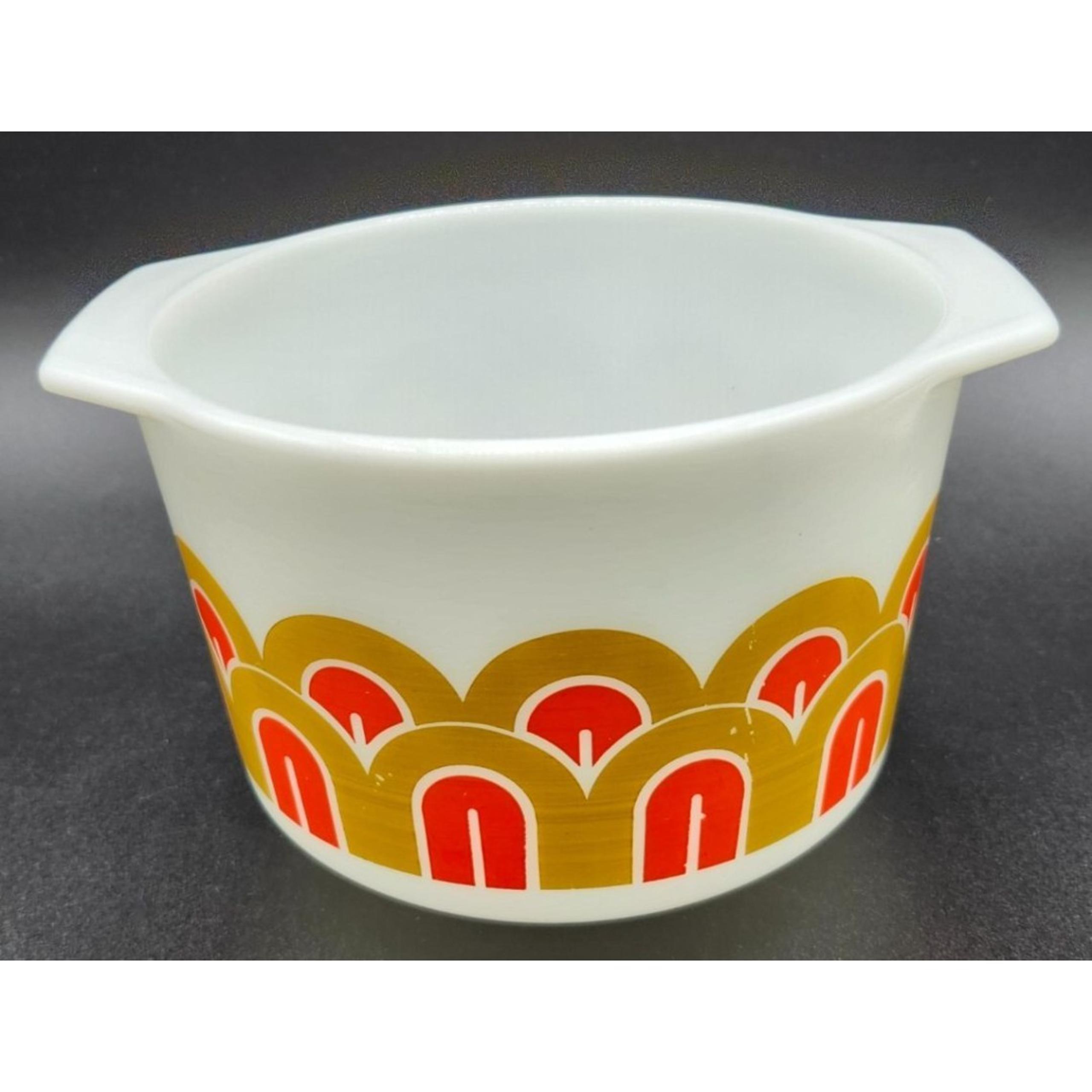 Vintage Pyrex 343 Fish Scale Arches Mixing Bowl 1 1/2 Qt Mid Century Modern