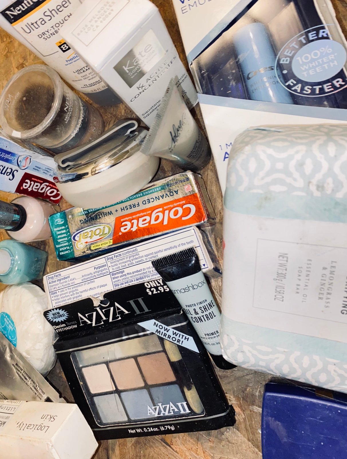 Skin care, oral hygiene, & beauty lot