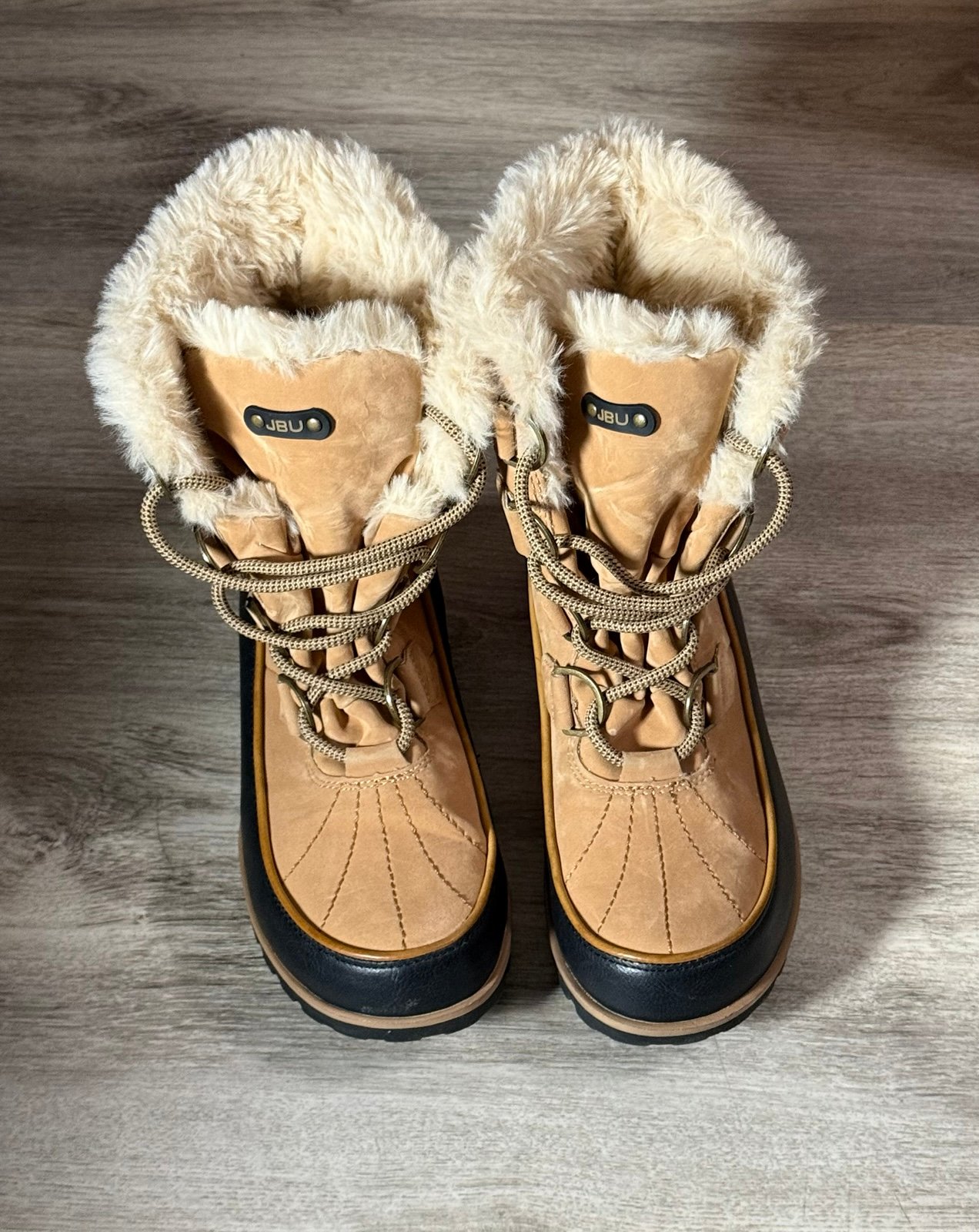 JBU women’s snow winter boots size 8
