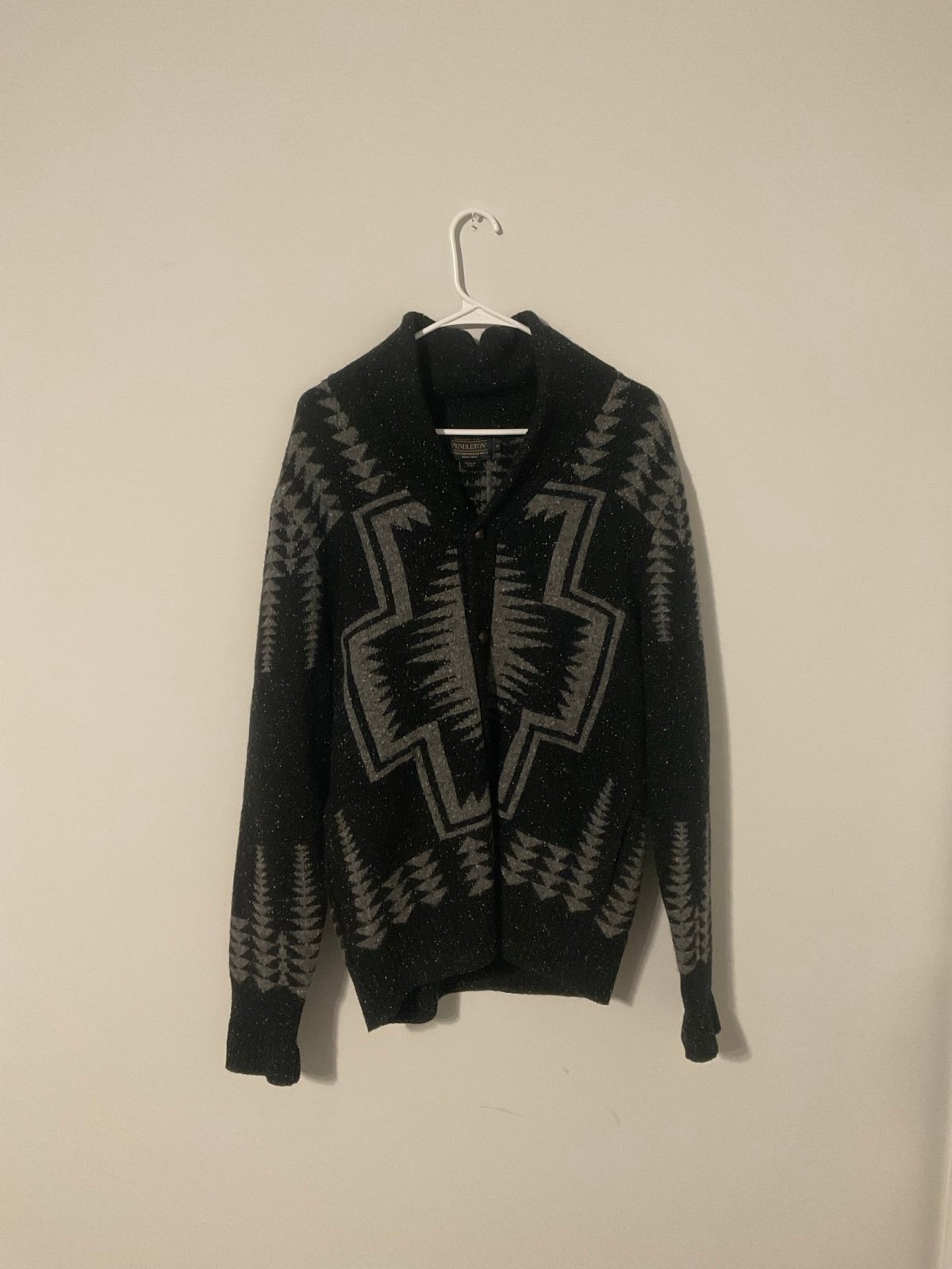 Medium Pendleton Men's Wool Sweater Southwest Jacquard Shawl Collar Grey/Black