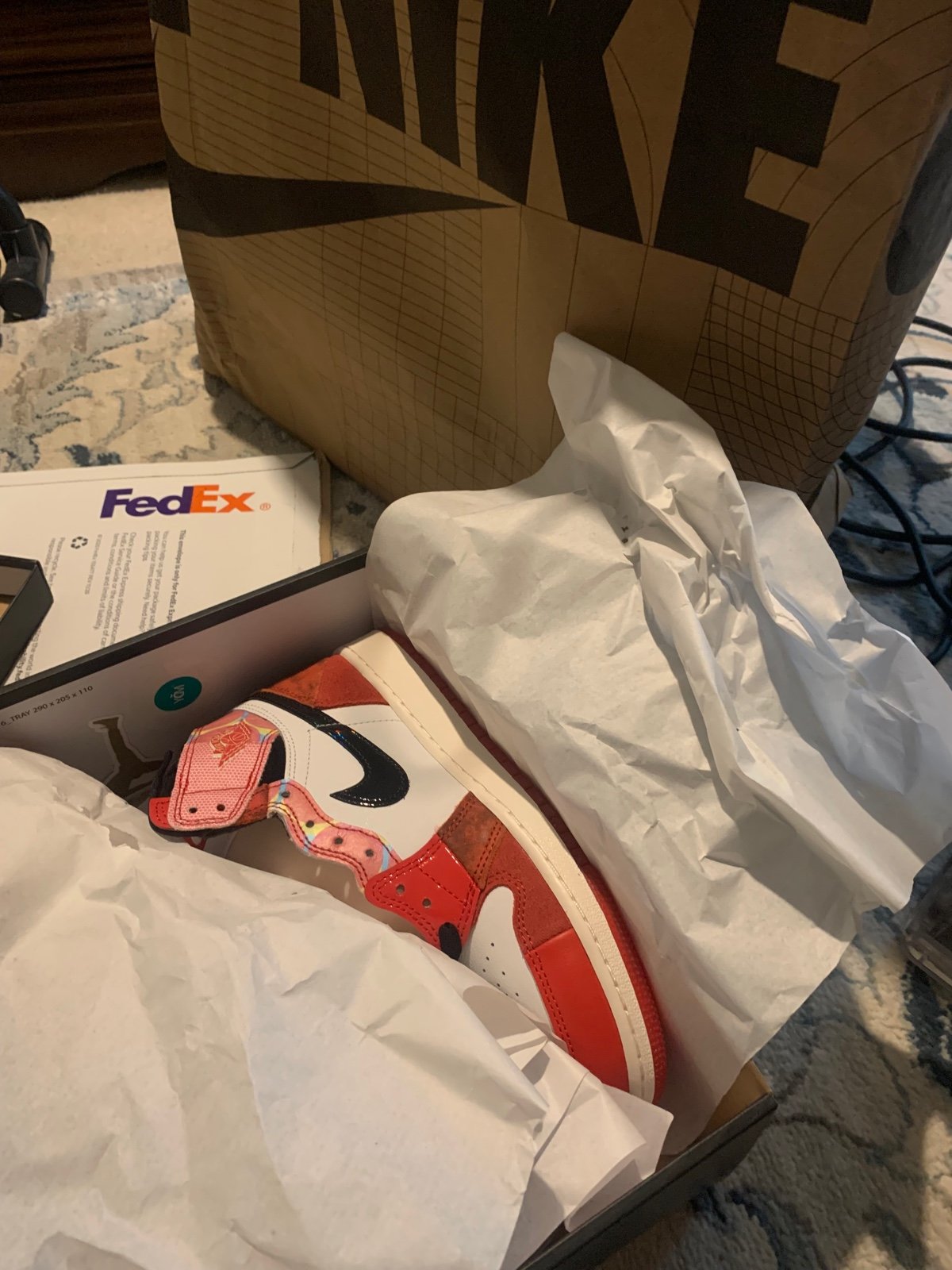 Sz. 6.5Y Air Jordan 1 "Next Chapter" Spider-Man US DV1753-601